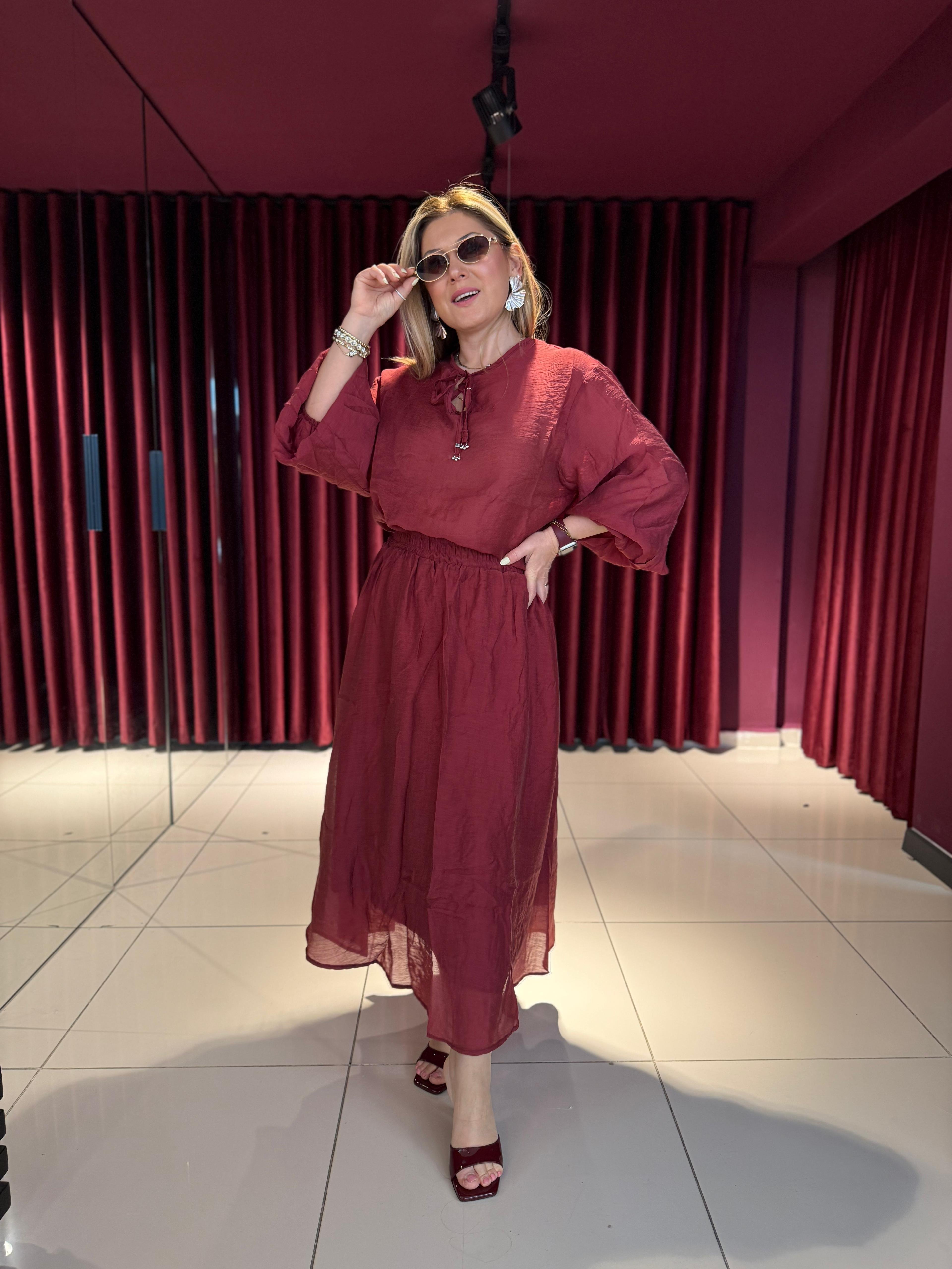 Yakası Bağcıklı Bluz Takım