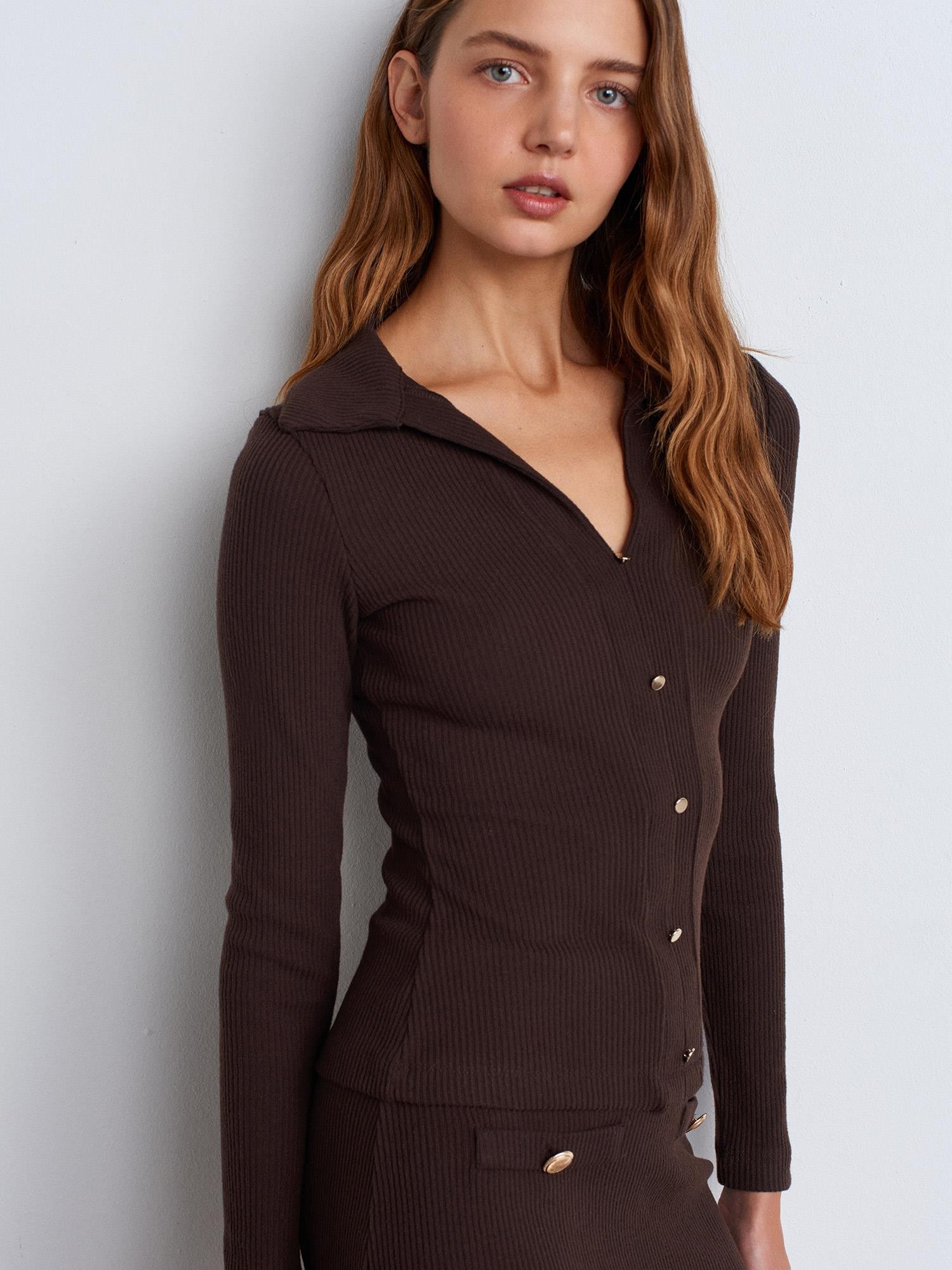 31436 Polo Yaka Düğme Detay Top