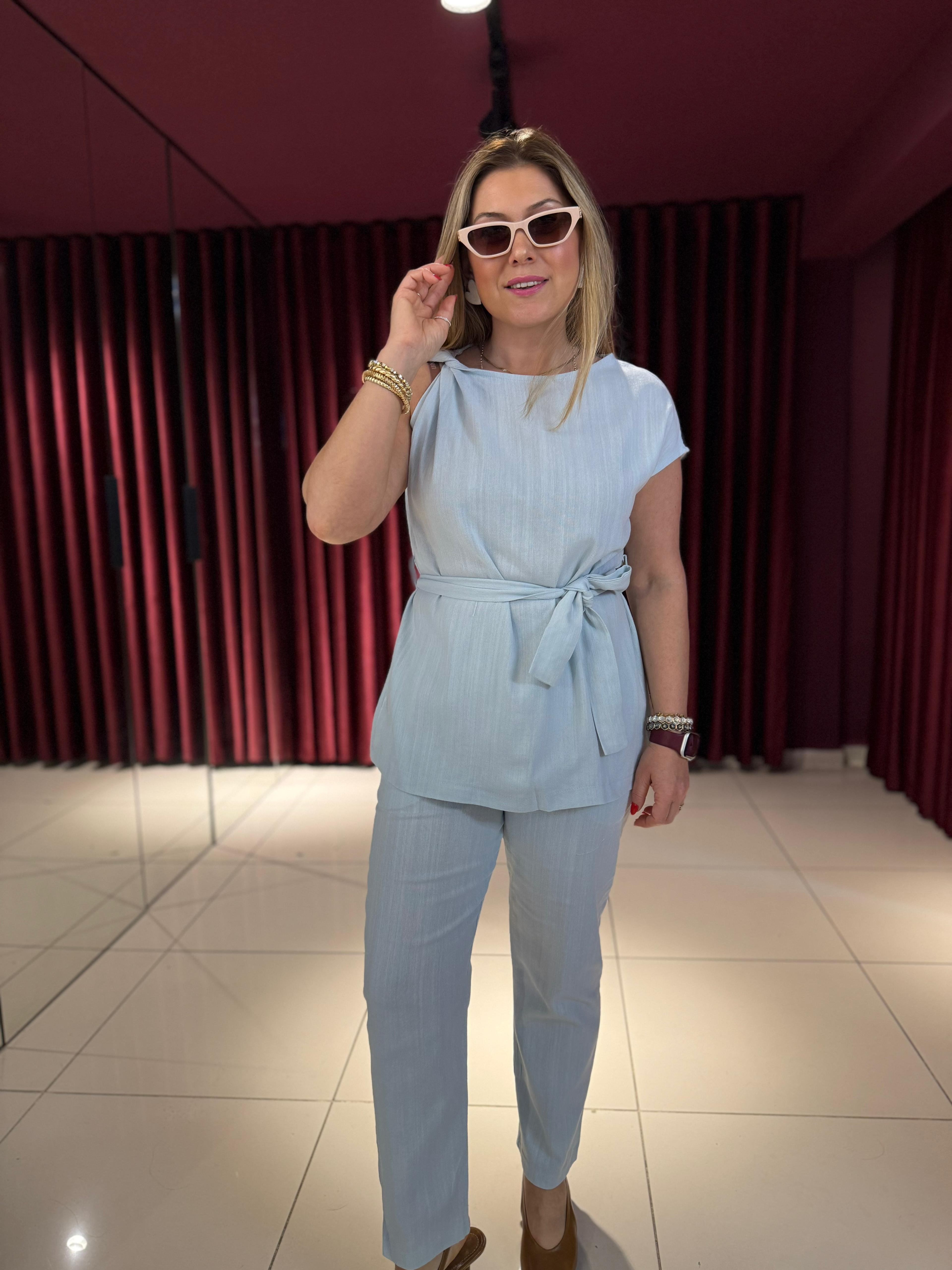 Omuzu Burmalı Bluz Takım