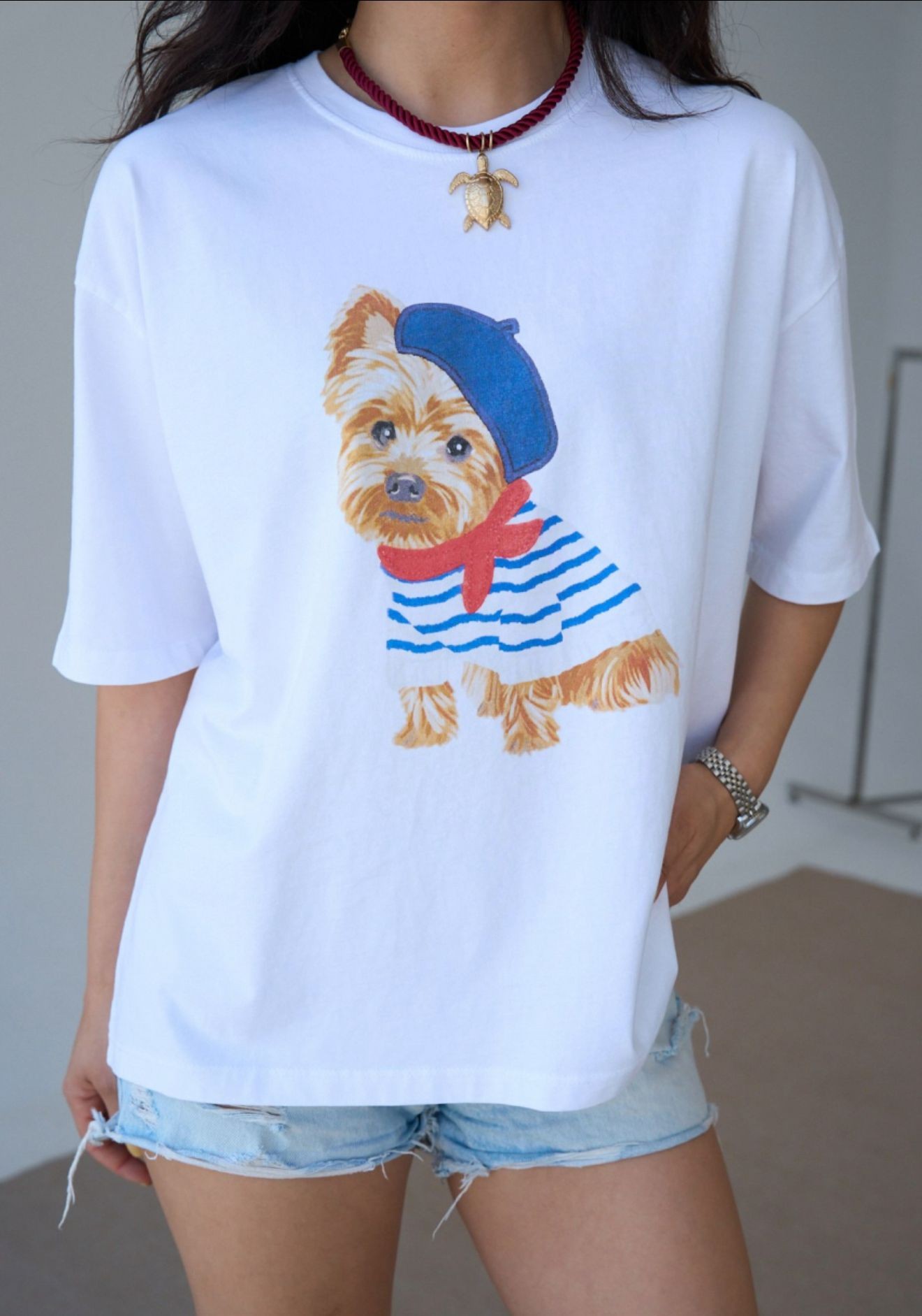Mavi Şapkalı Köpüş T-shirt
