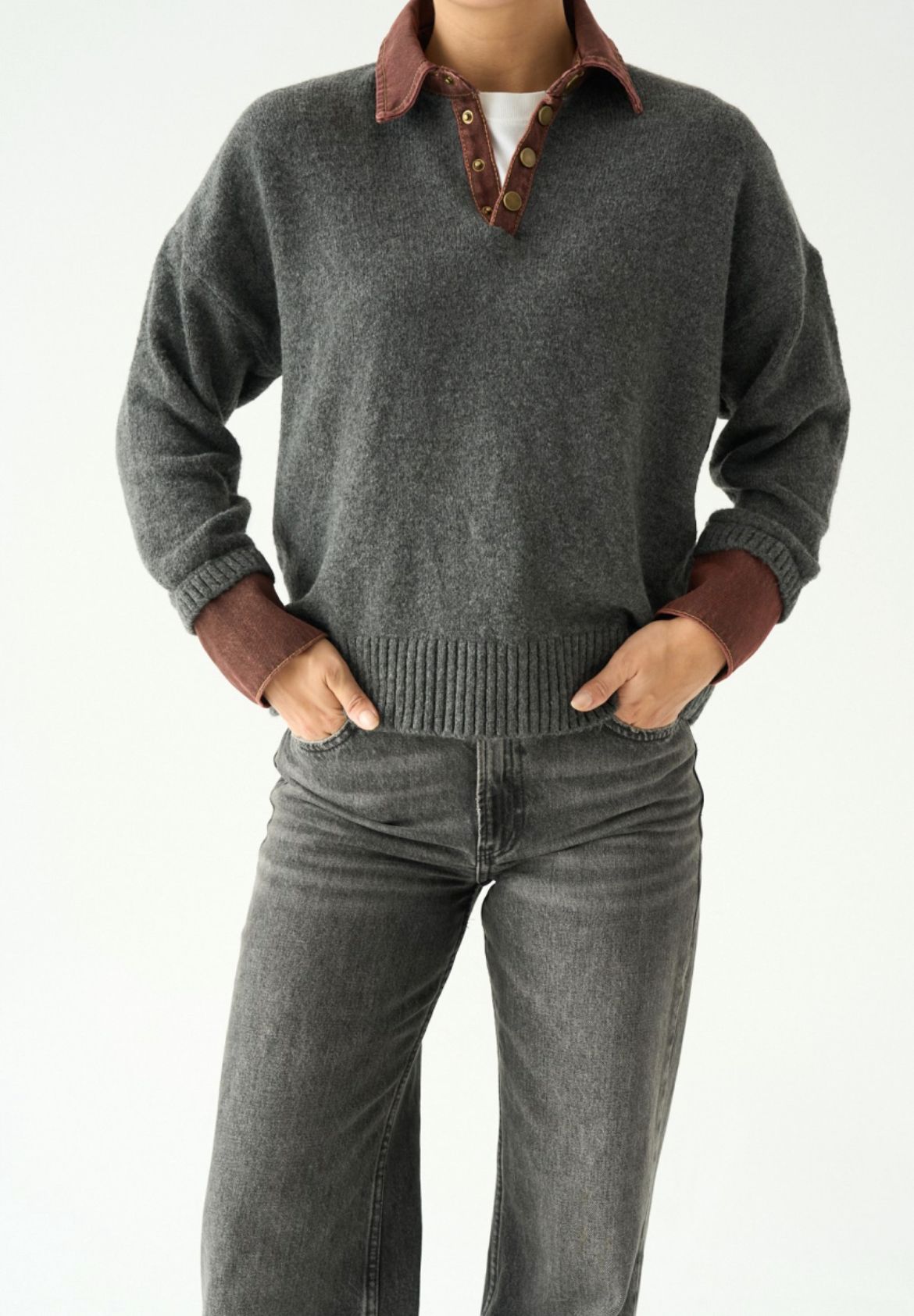 Yakası Kot Detaylı Kazak