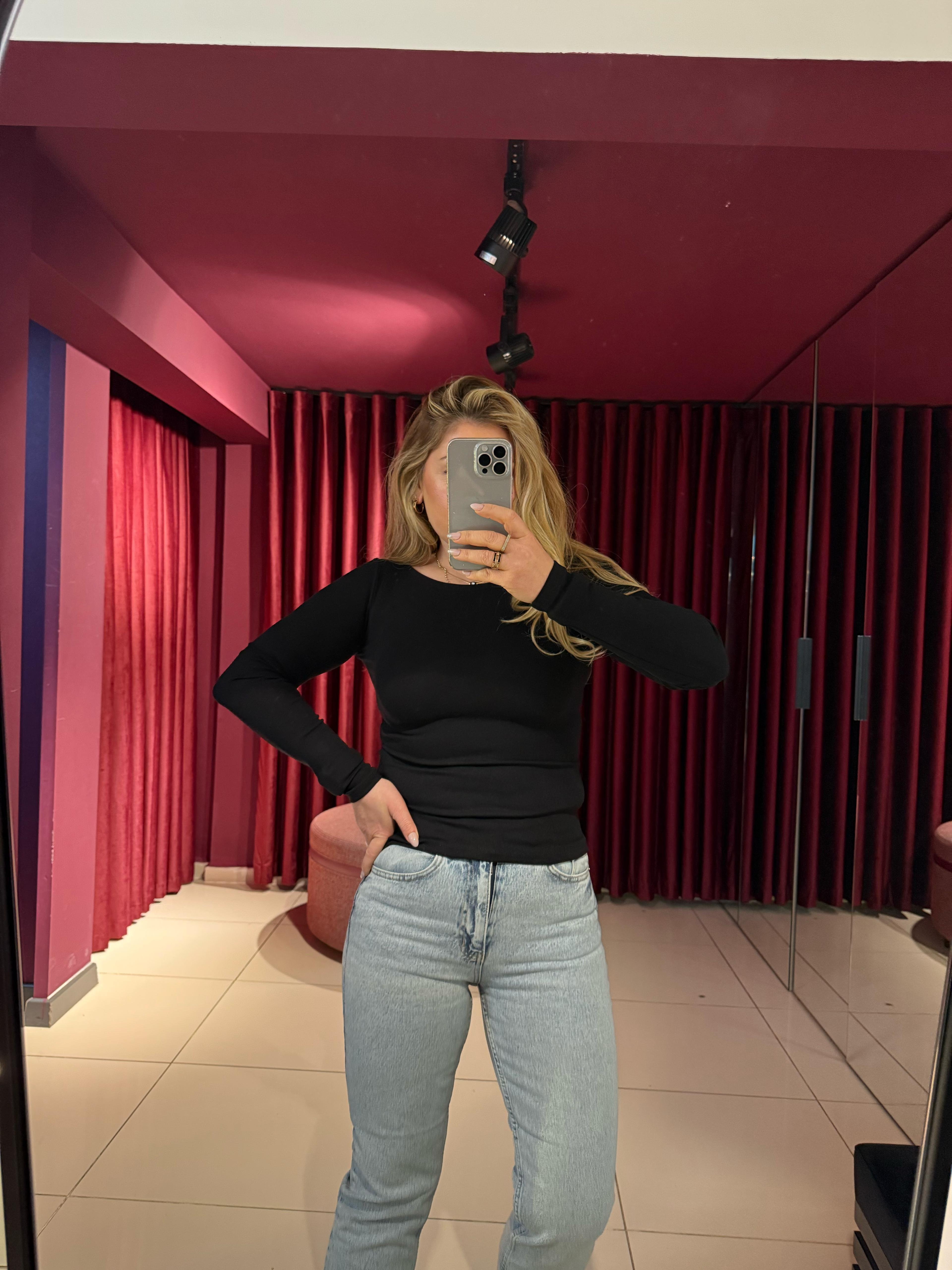 Siyah