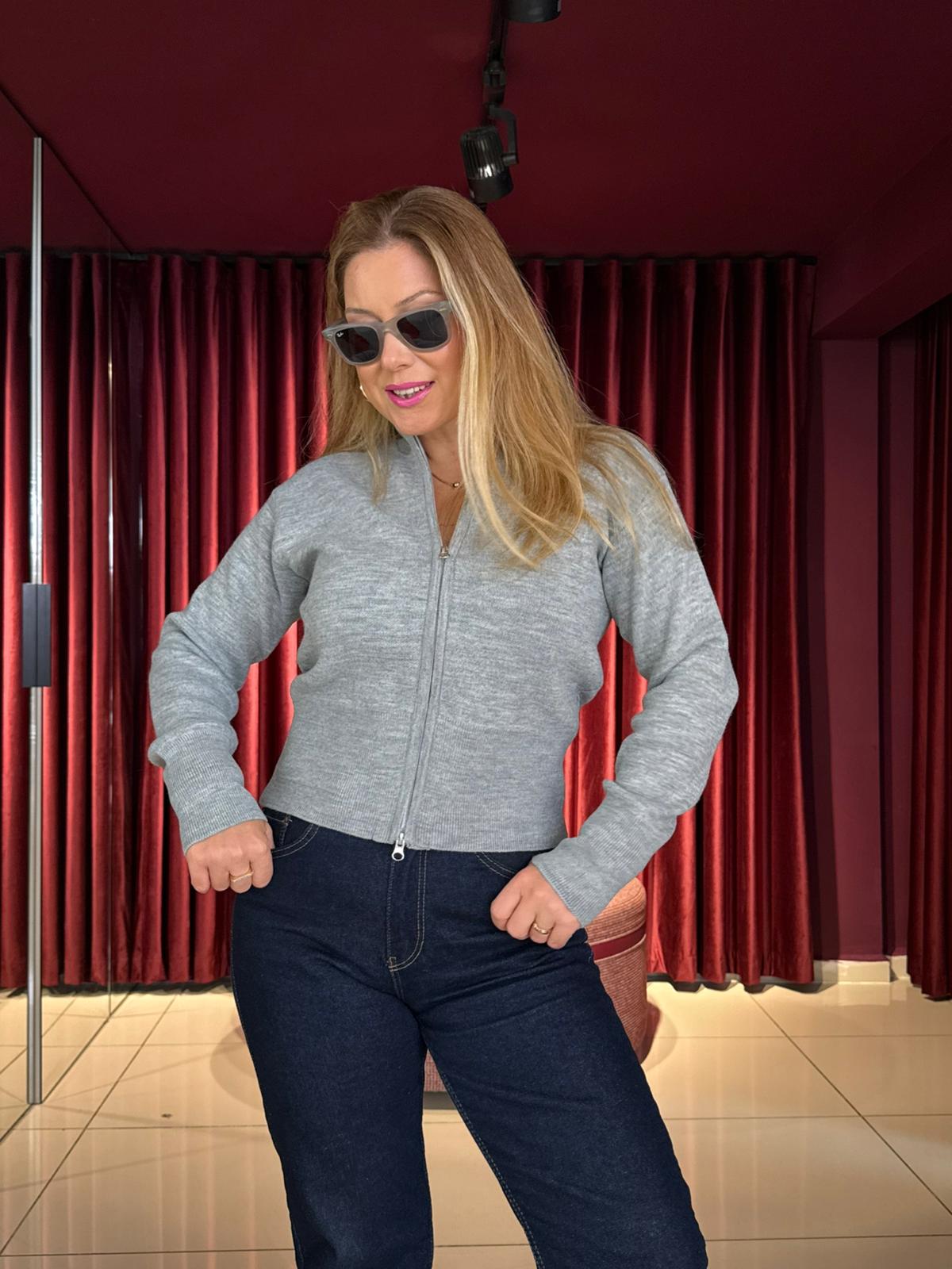 Dik Yaka Fermuarlı Hırka