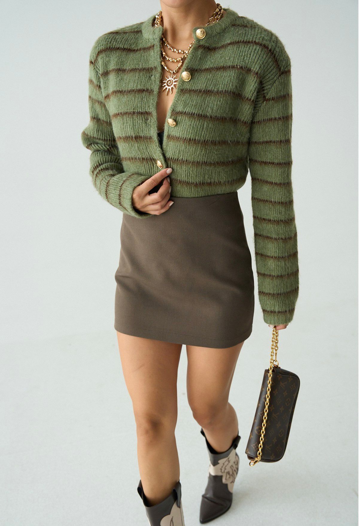 Çizgili Düğme Detay Hırka