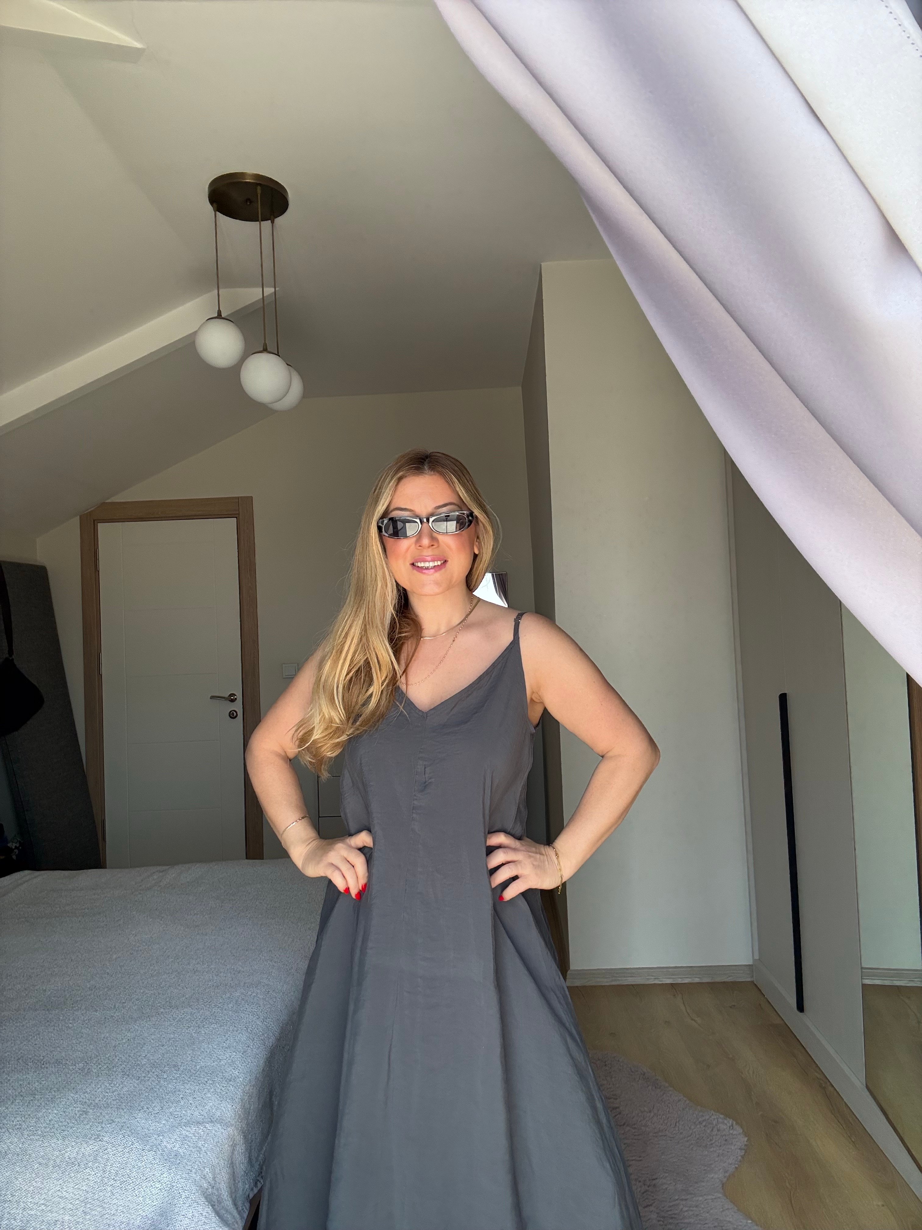 İp Askılı Tensel Elbise