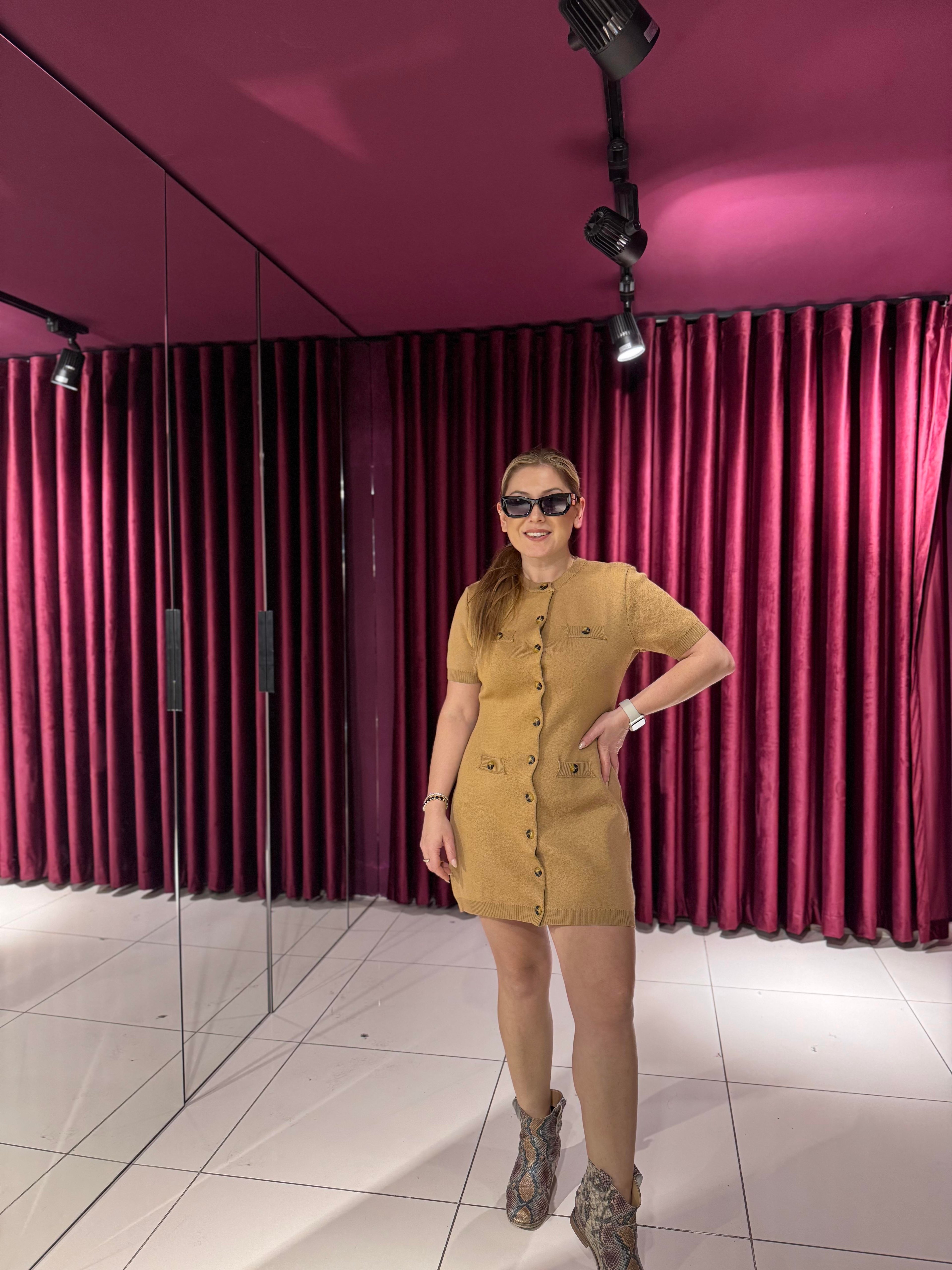 9010 Düğme Detay Triko Elbise Camel