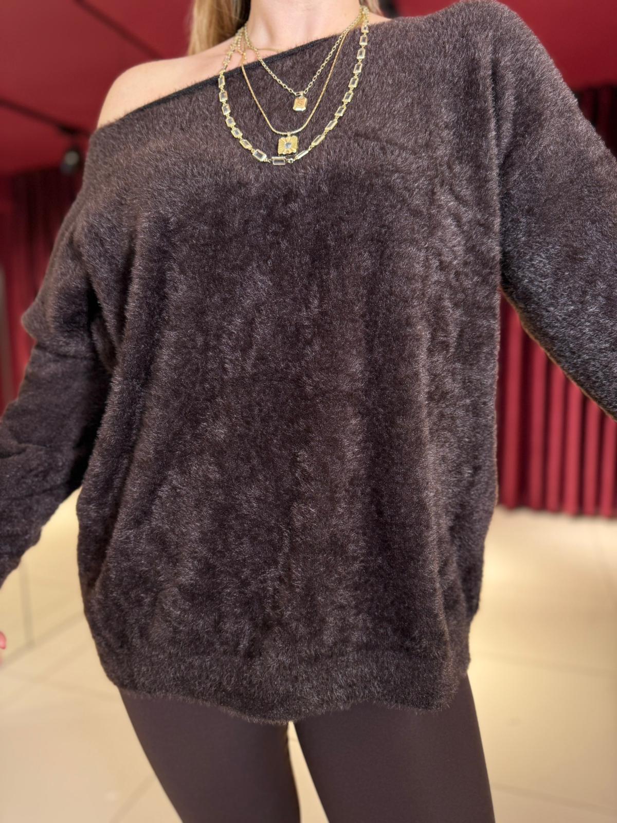 Kayık Yaka Yumoş Kazak