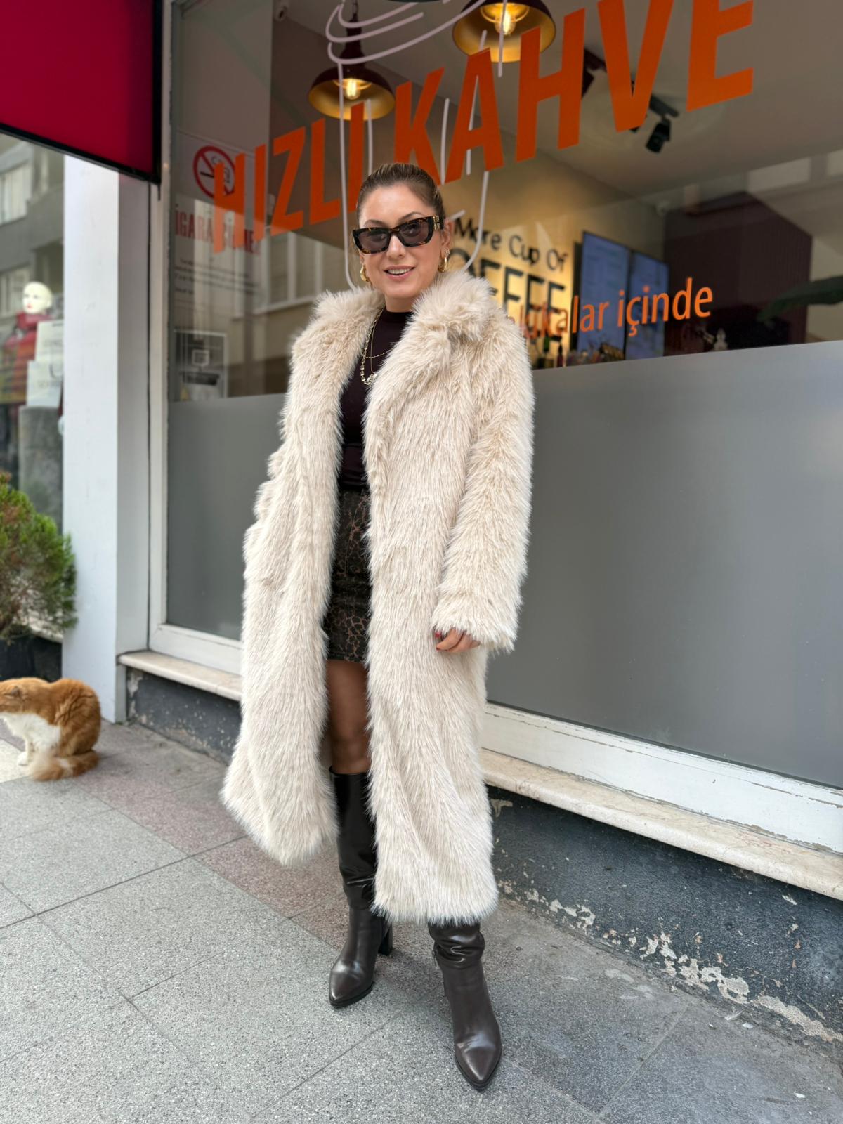 Şal Yaka Uzun Kürk