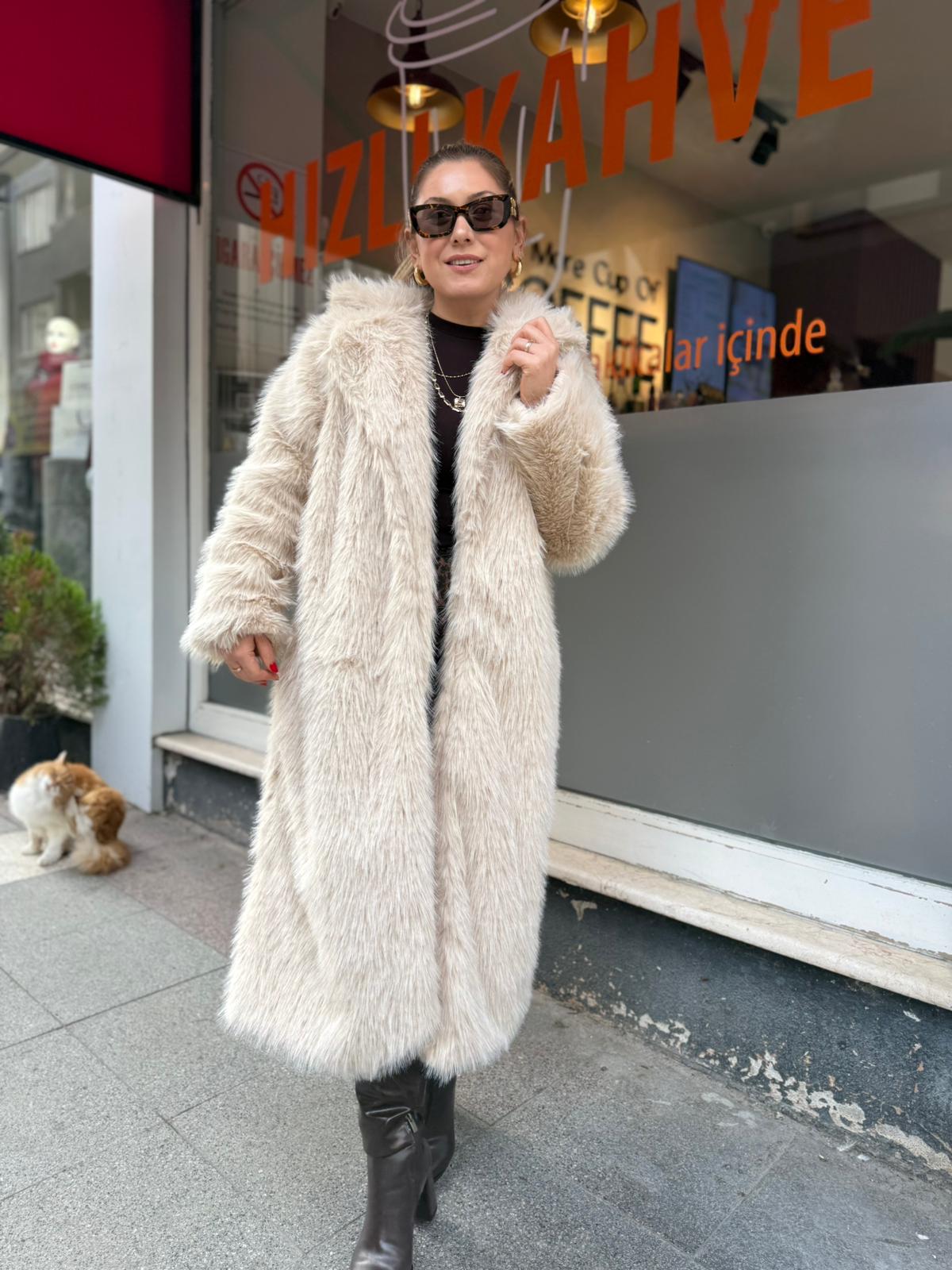 Şal Yaka Uzun Kürk