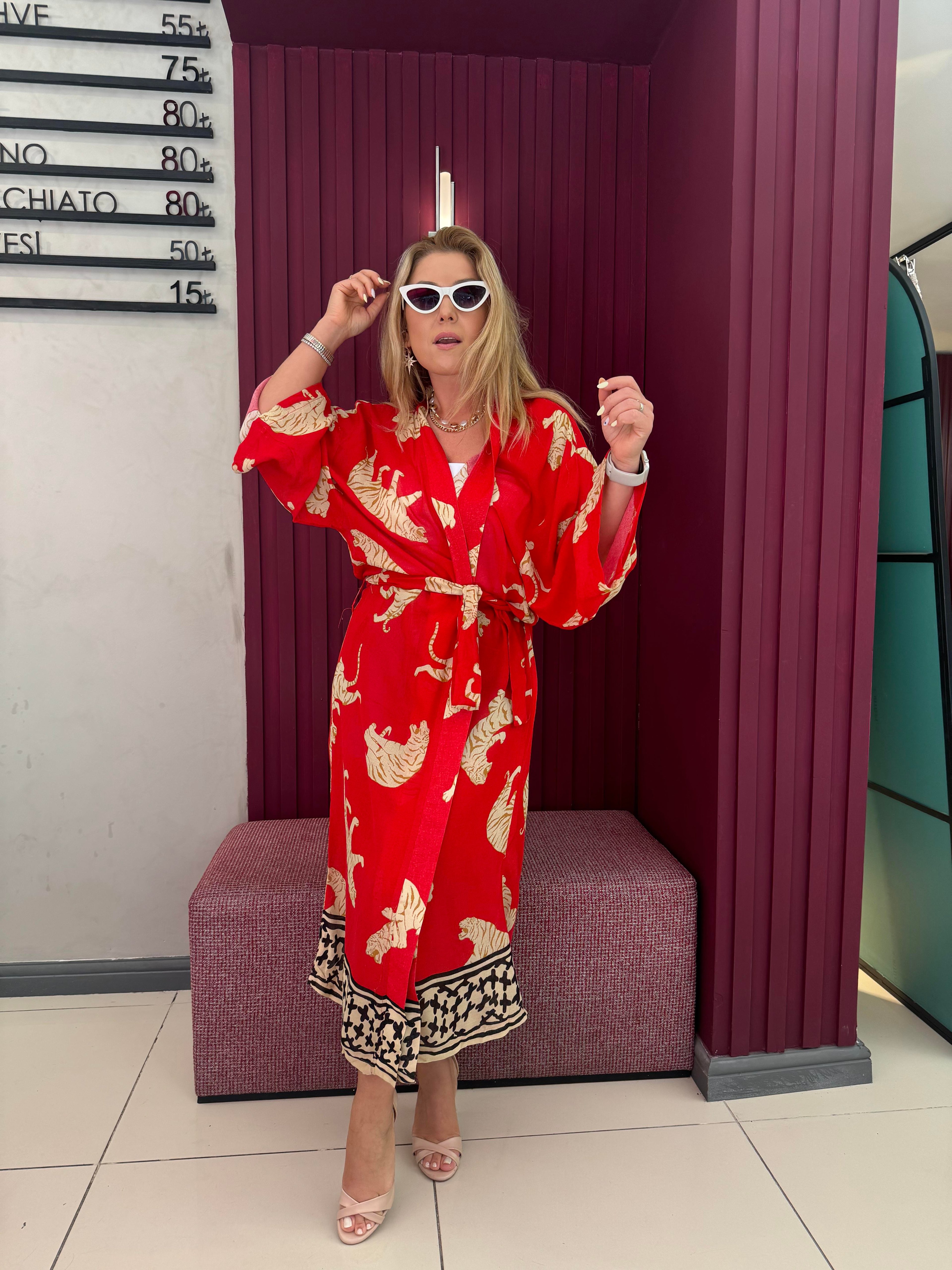 9447 Kimono Kırmızı