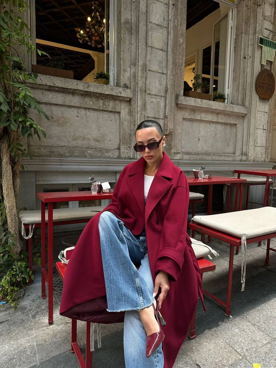 Kuşaklı Düğmeli Kaban