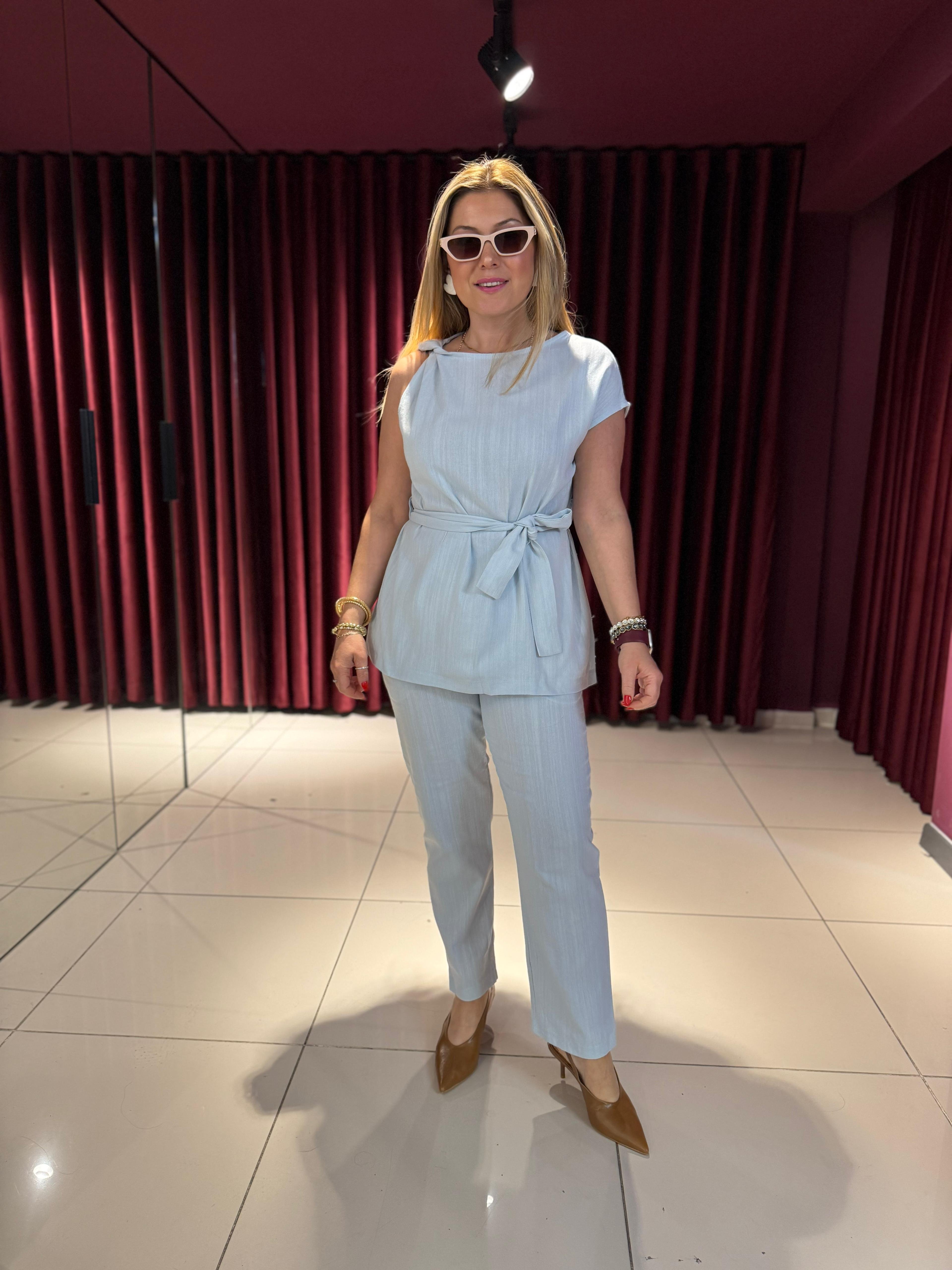 Omuzu Burmalı Bluz Takım