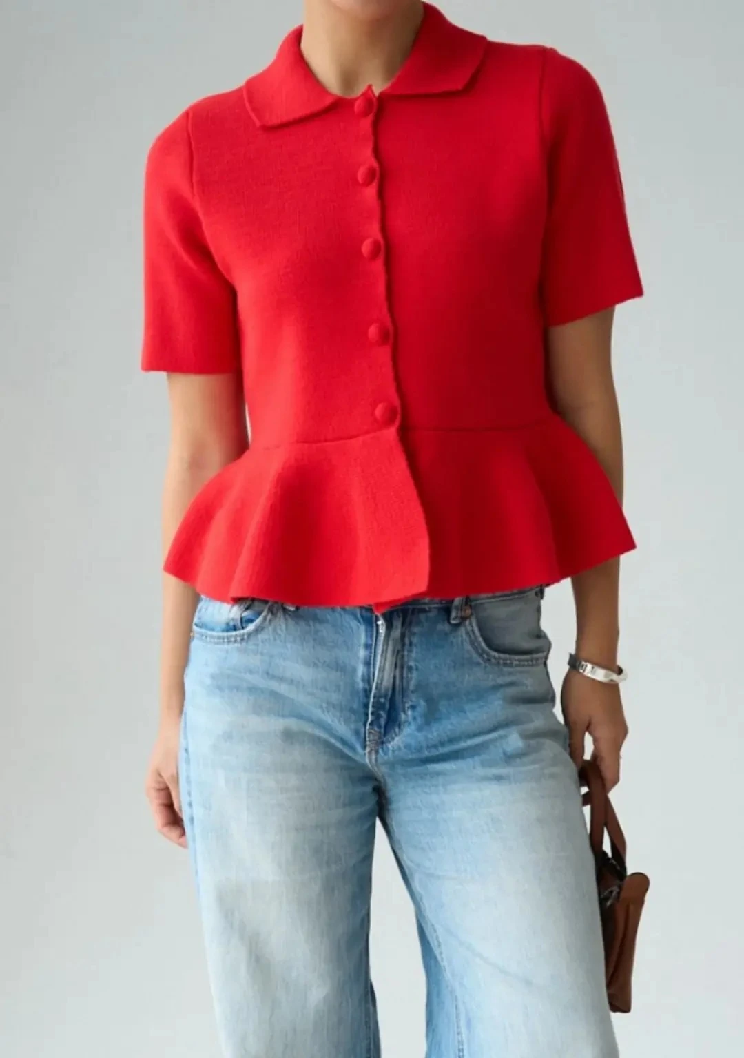 Zr Model Düğme Detay Triko - Kırmızı