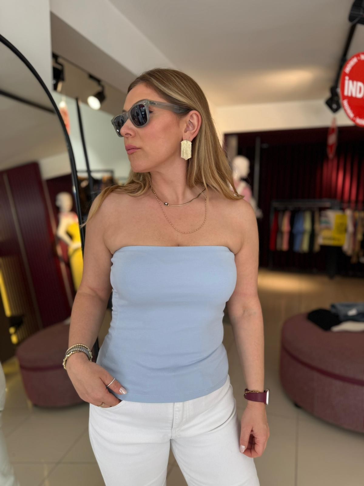 Açık Mavi