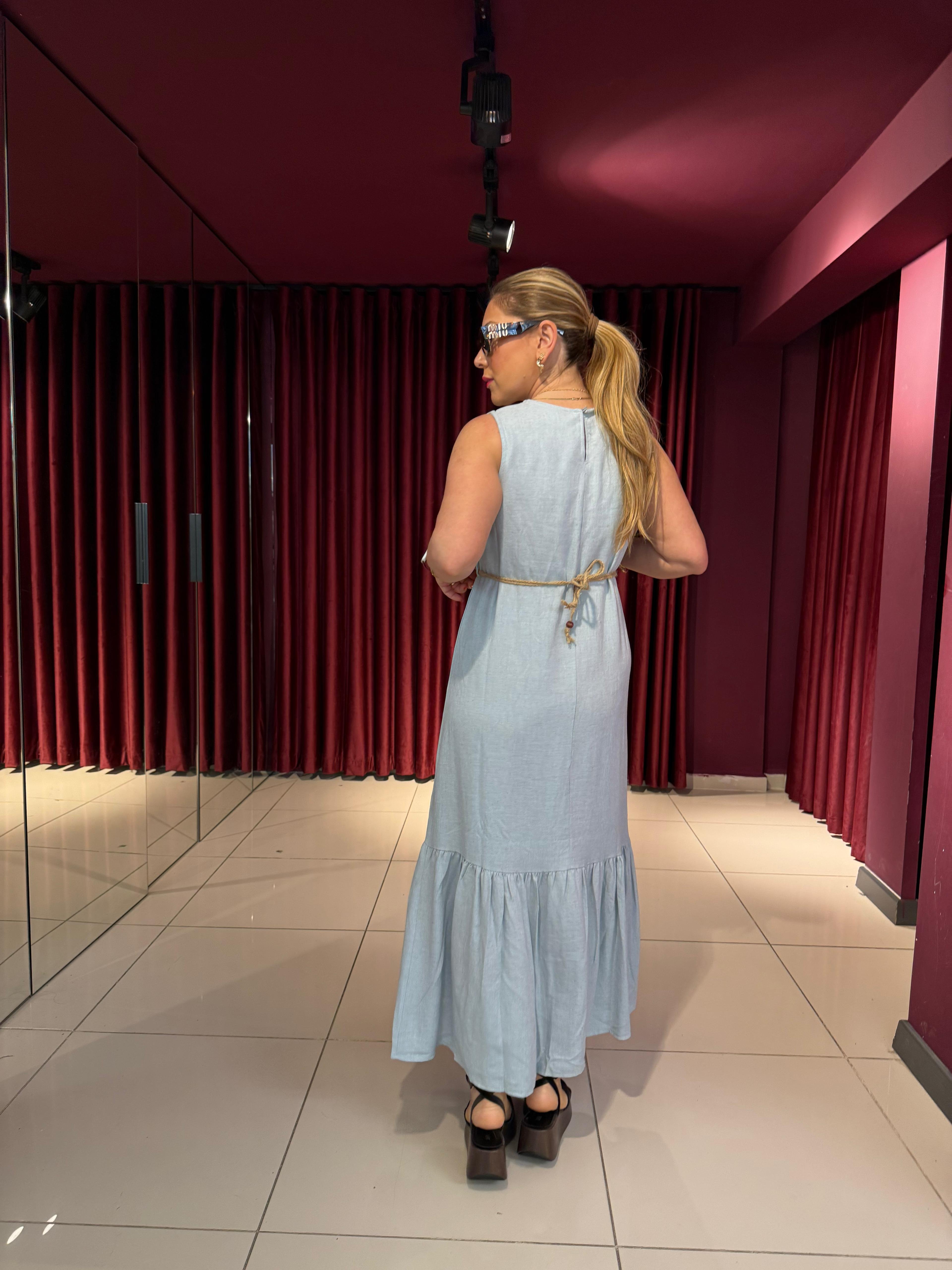 Kemer Detaylı Fırfırlı Elbise