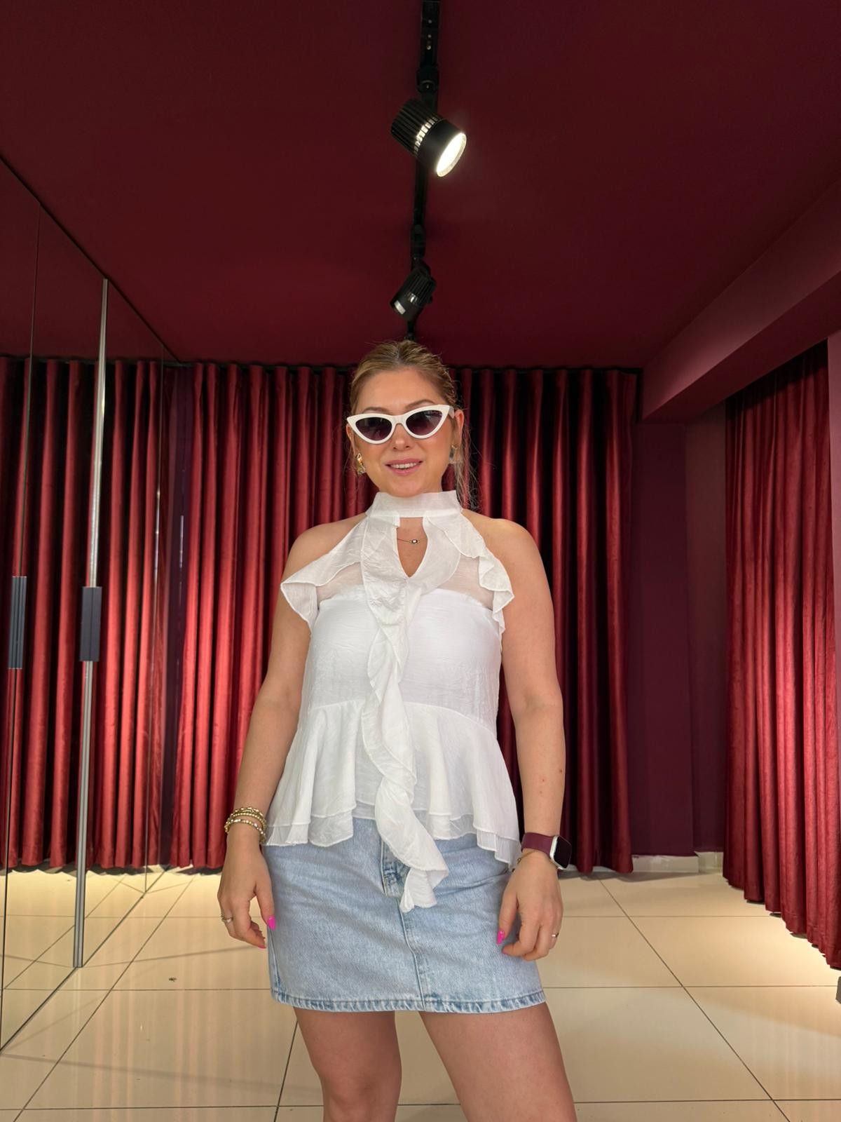 Halter Yaka Volanlı Bluz
