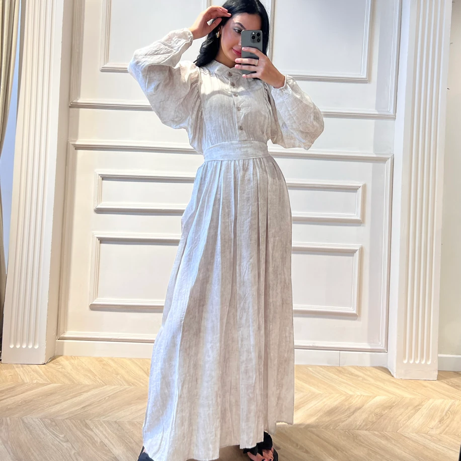 Düğme detaylı yarasa kol elbise