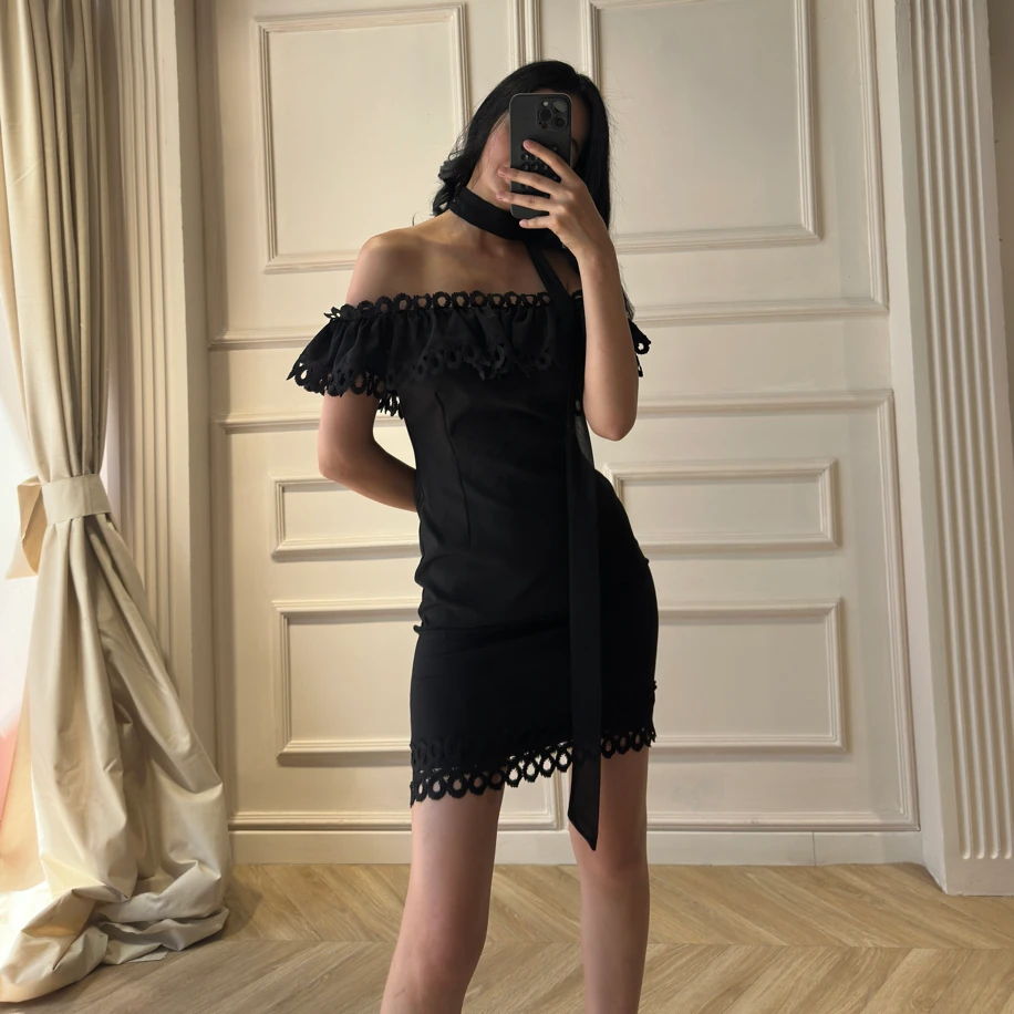 Fırfırlı mini elbise