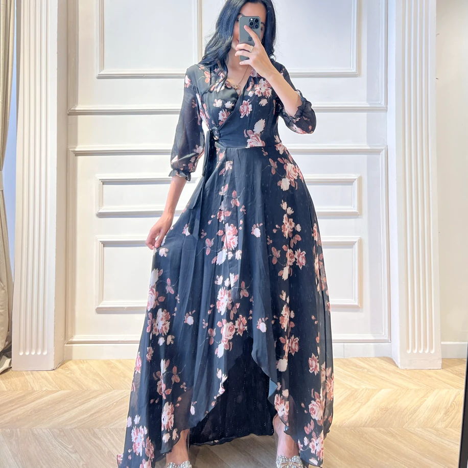 Çiçek desen şifon elbise