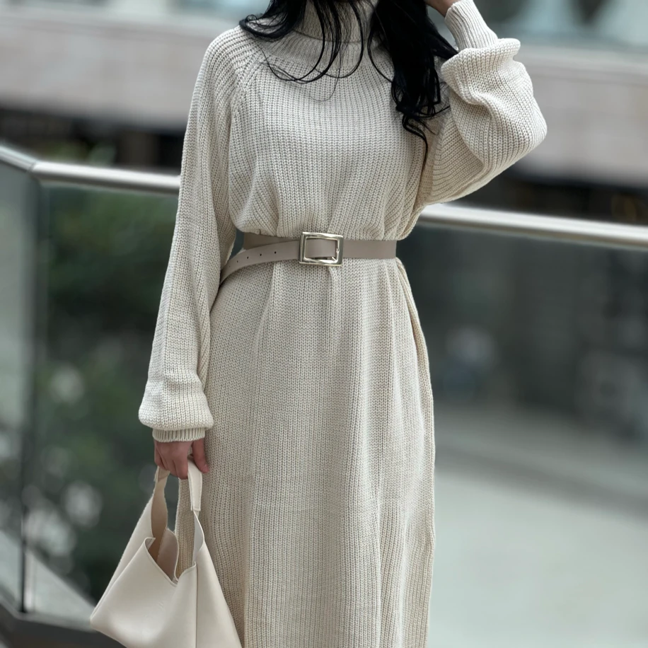 Boğazlı uzun triko elbise