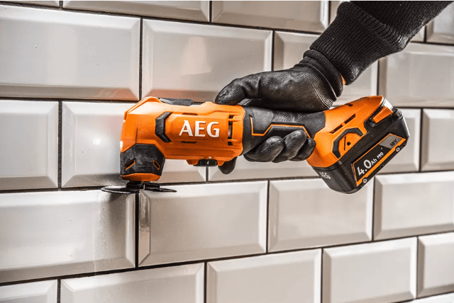 AEG AKÜLÜ MULTİ TOOL (BMT18)