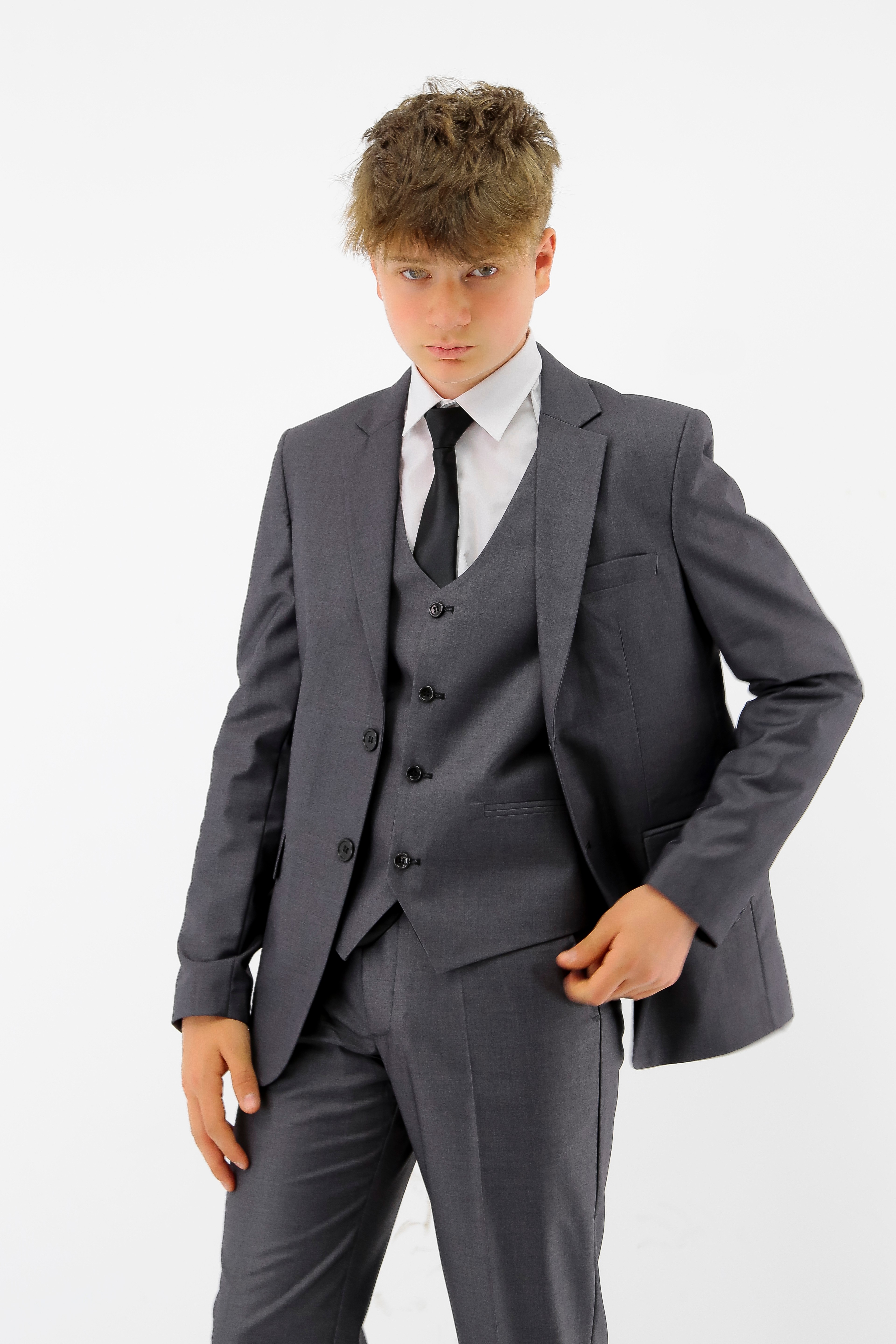 Erkek Çocuk Klasik 3 Parça Gri Takım Elbise