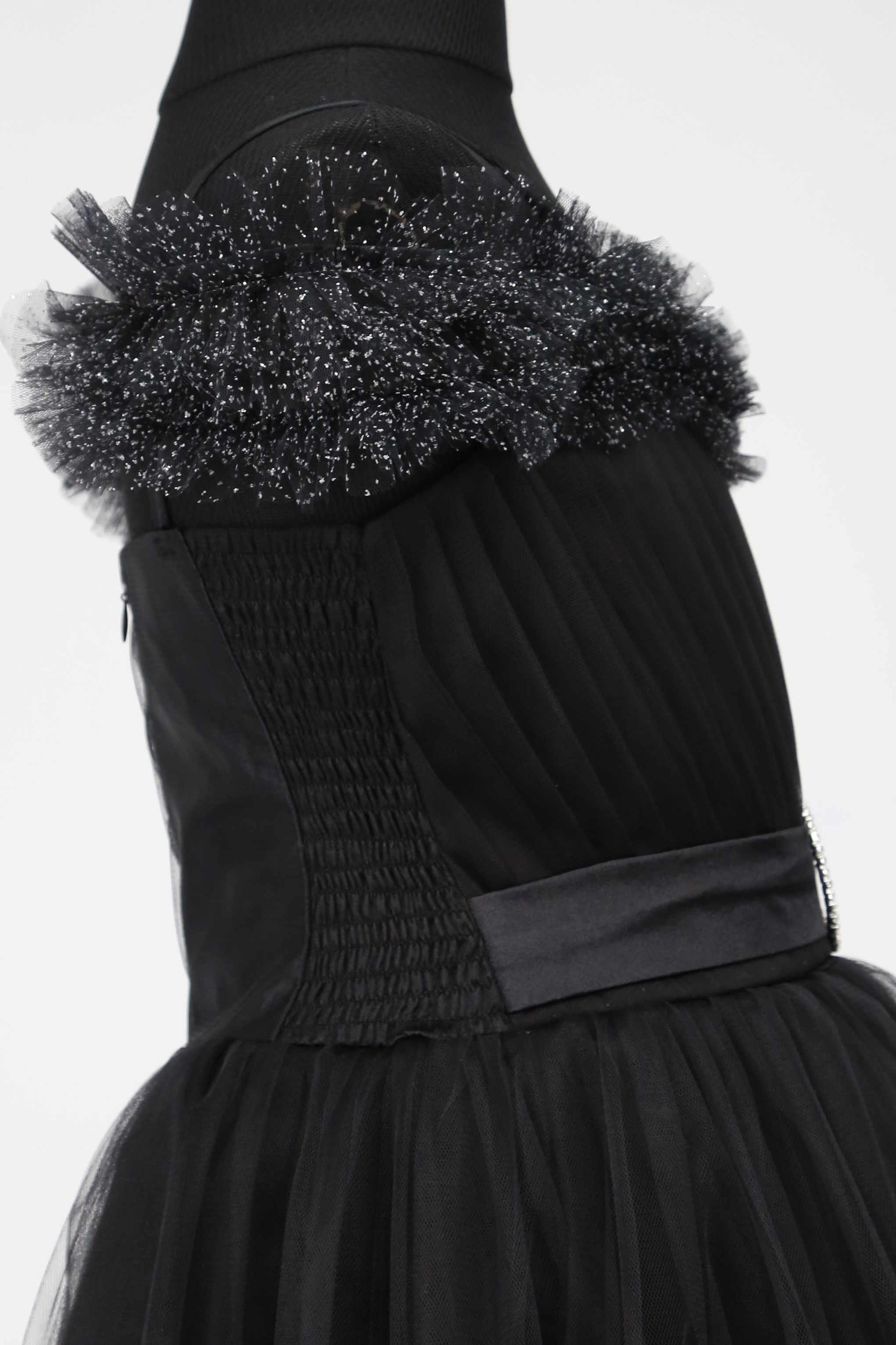 5-12 Yaş Arası Kız Çocukları için Kuyruklu Kabarık Abiye Elbise - Siyah