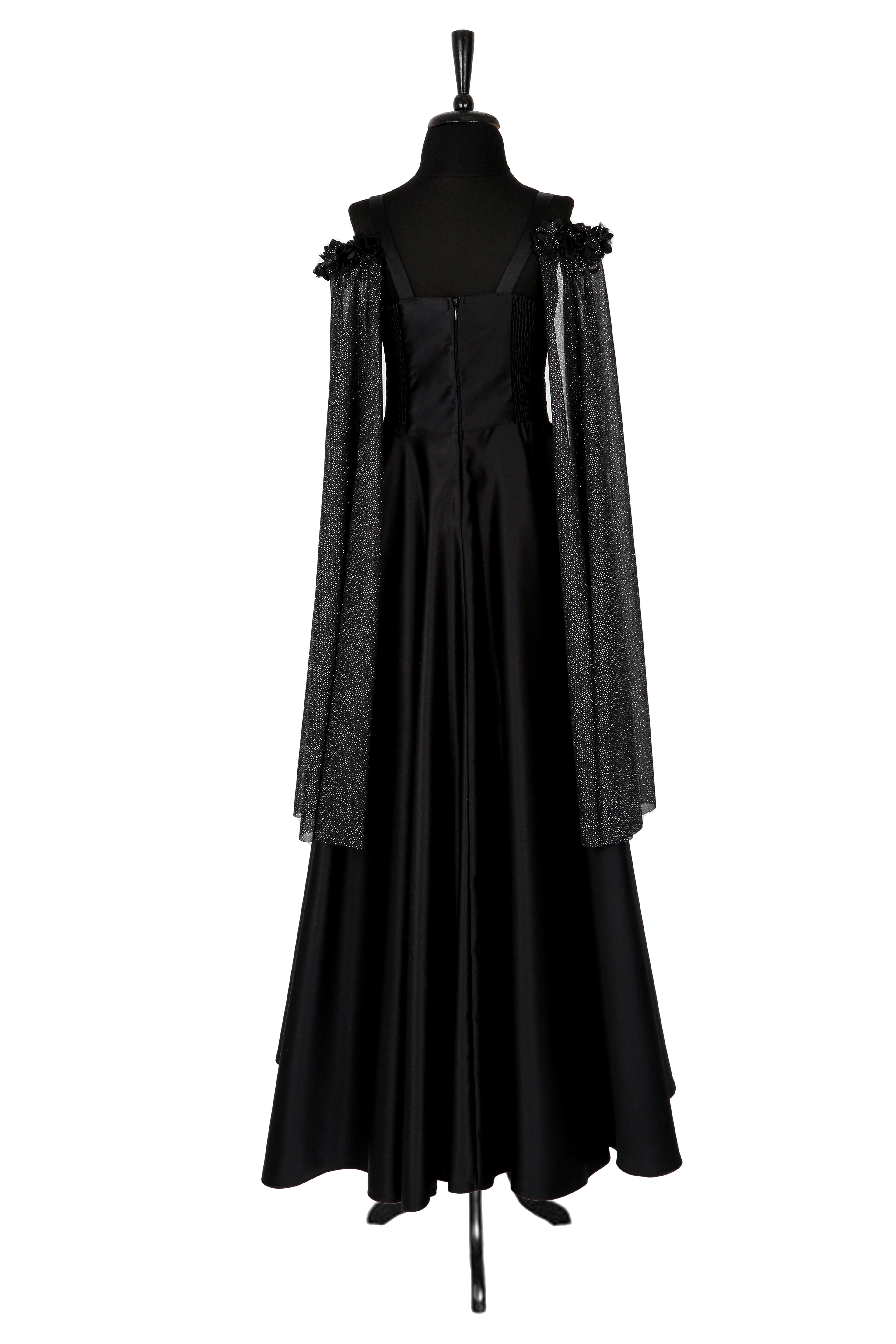 Kız Çocuk Askılı Kayık Yaka Siyah Saten Abiye Elbise