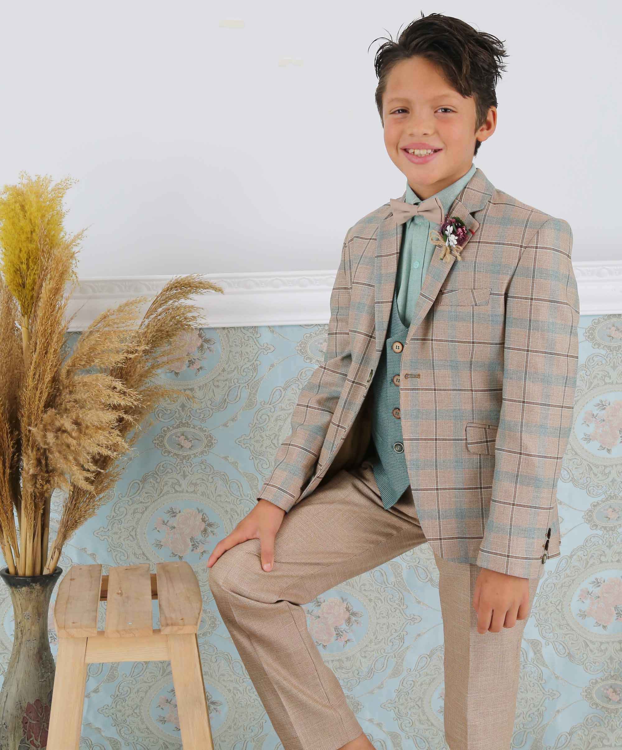 Erkek Çocuk Klasik 3 Parça Kahverengi Takım Elbise