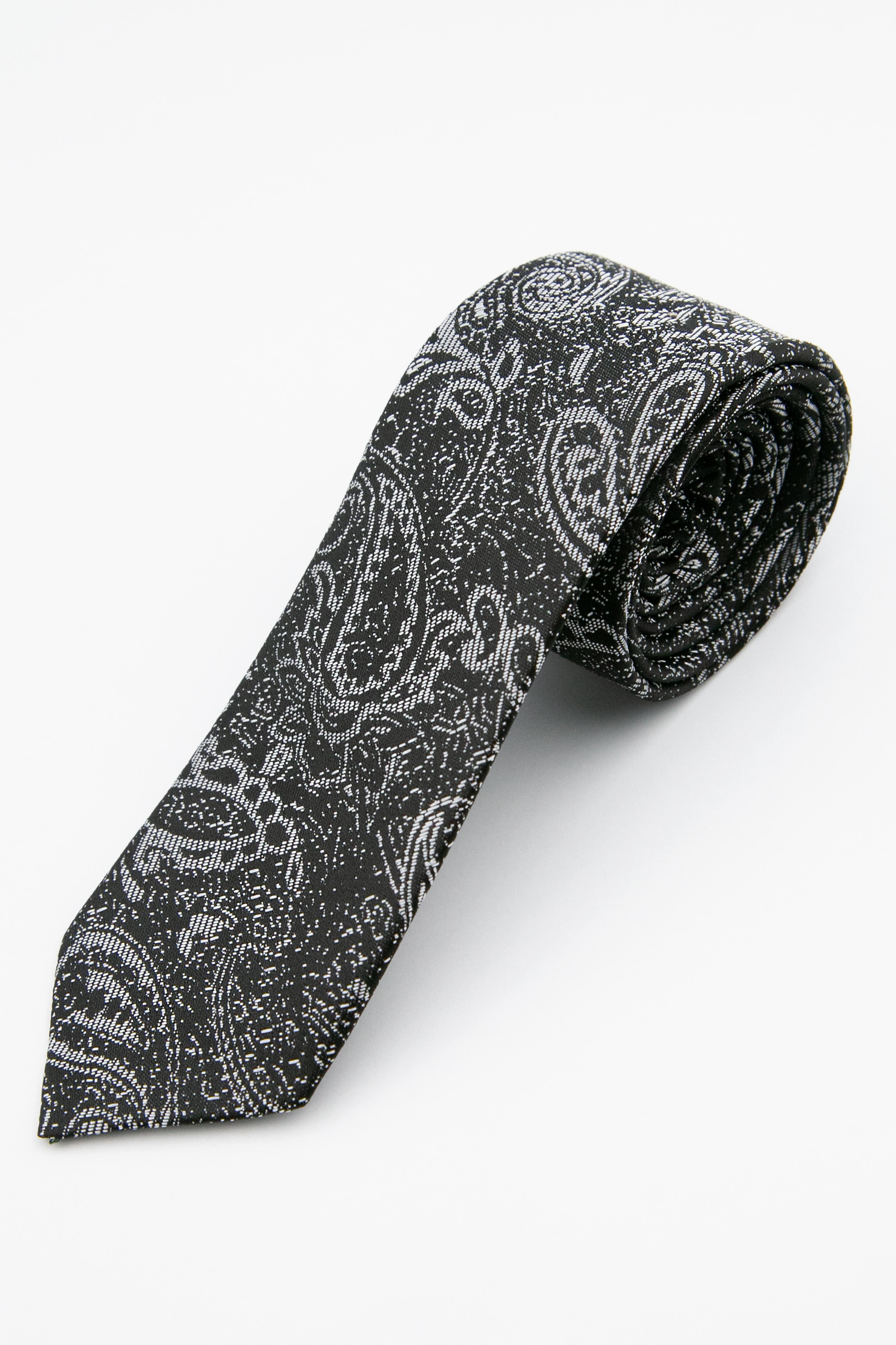 Erkek Çocuk Kravat ve Mendil Seti – Desenli, Klasik ve Modern Tarz – 2-13 Yaş – 110x5cm - Gümüş