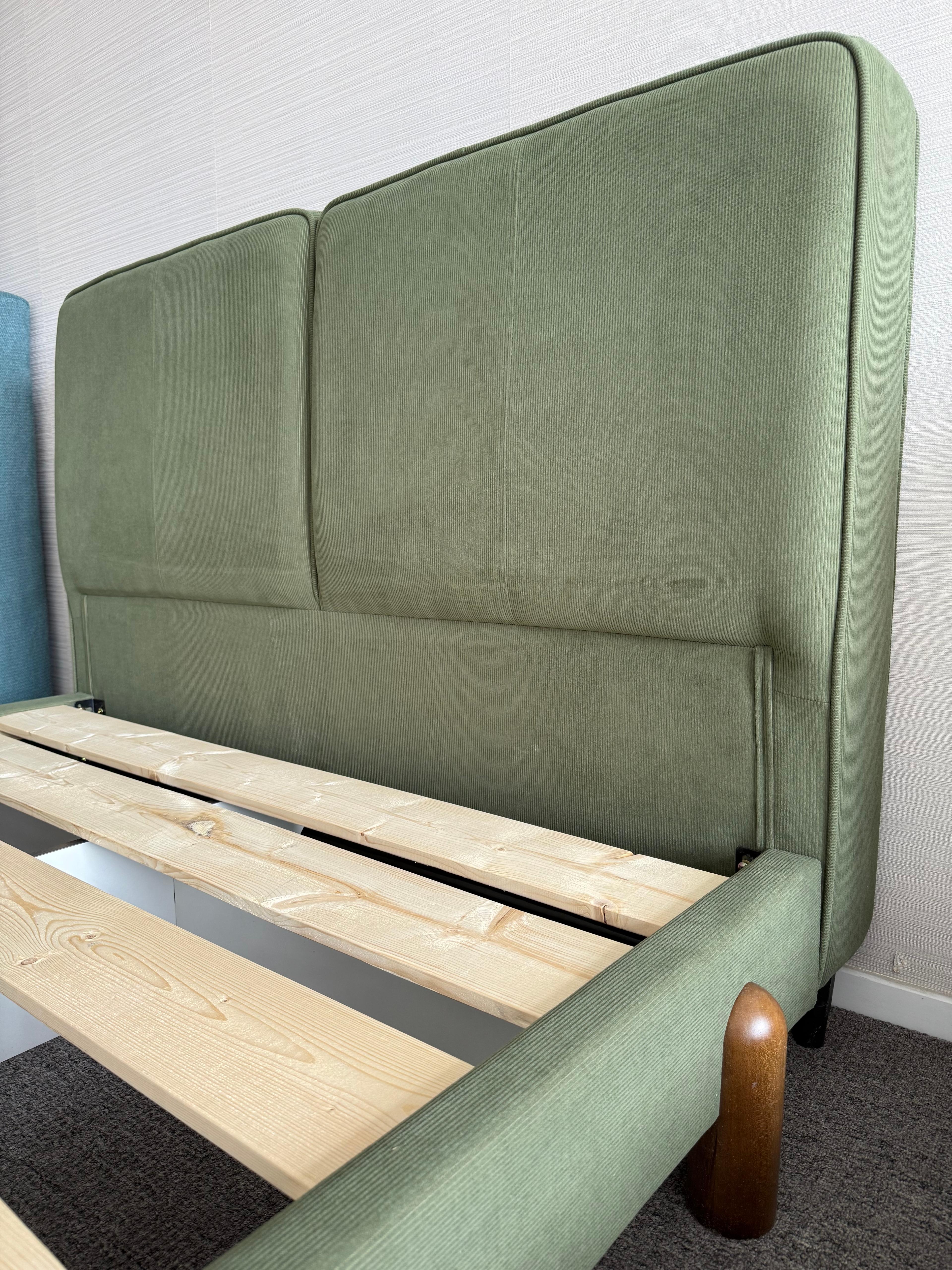 Verdant Rest Queen Bed Frame Green