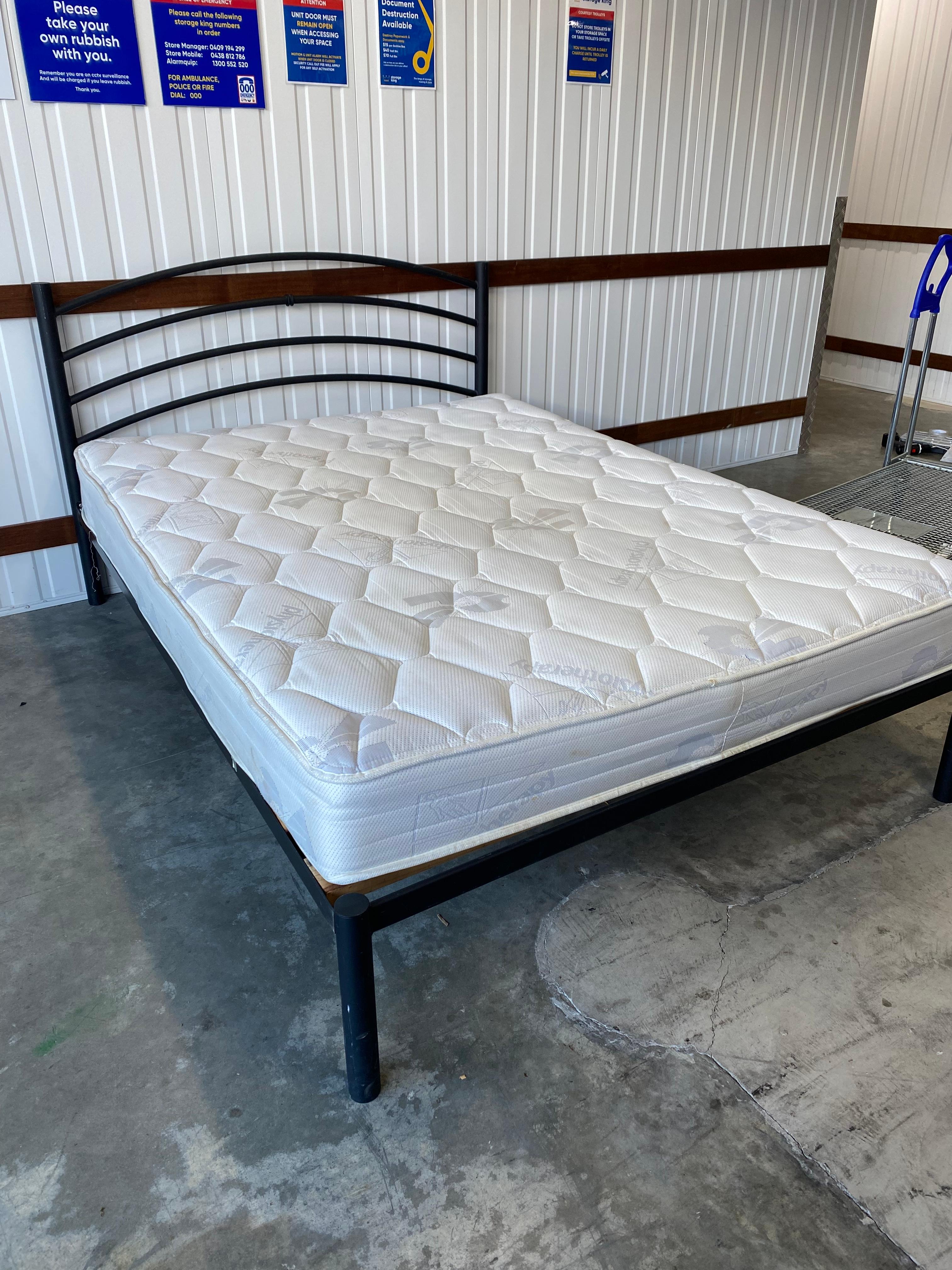 Second Hand Iron Standart Double Bed and Mattress