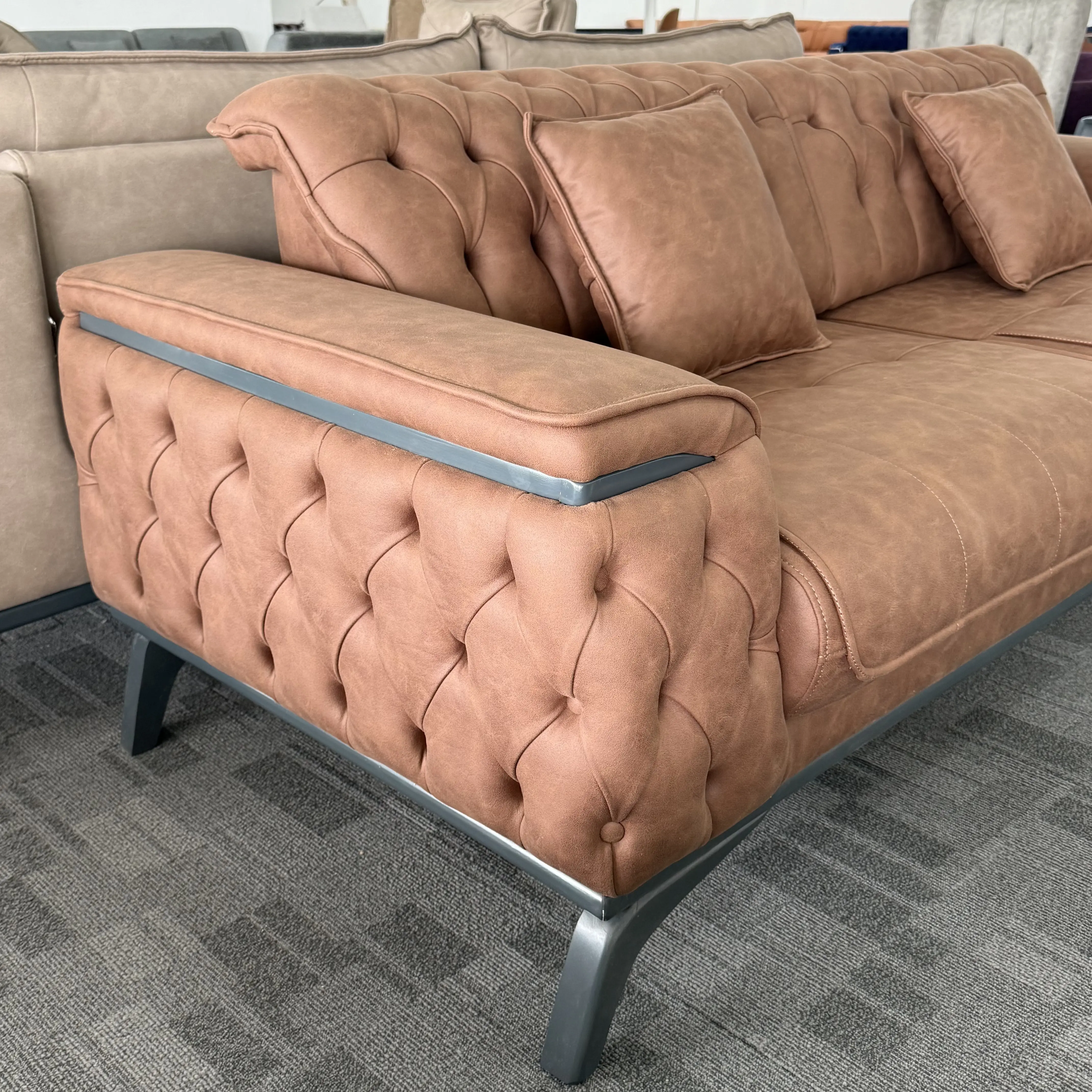 Diamond- Chesterfield Sofa Set