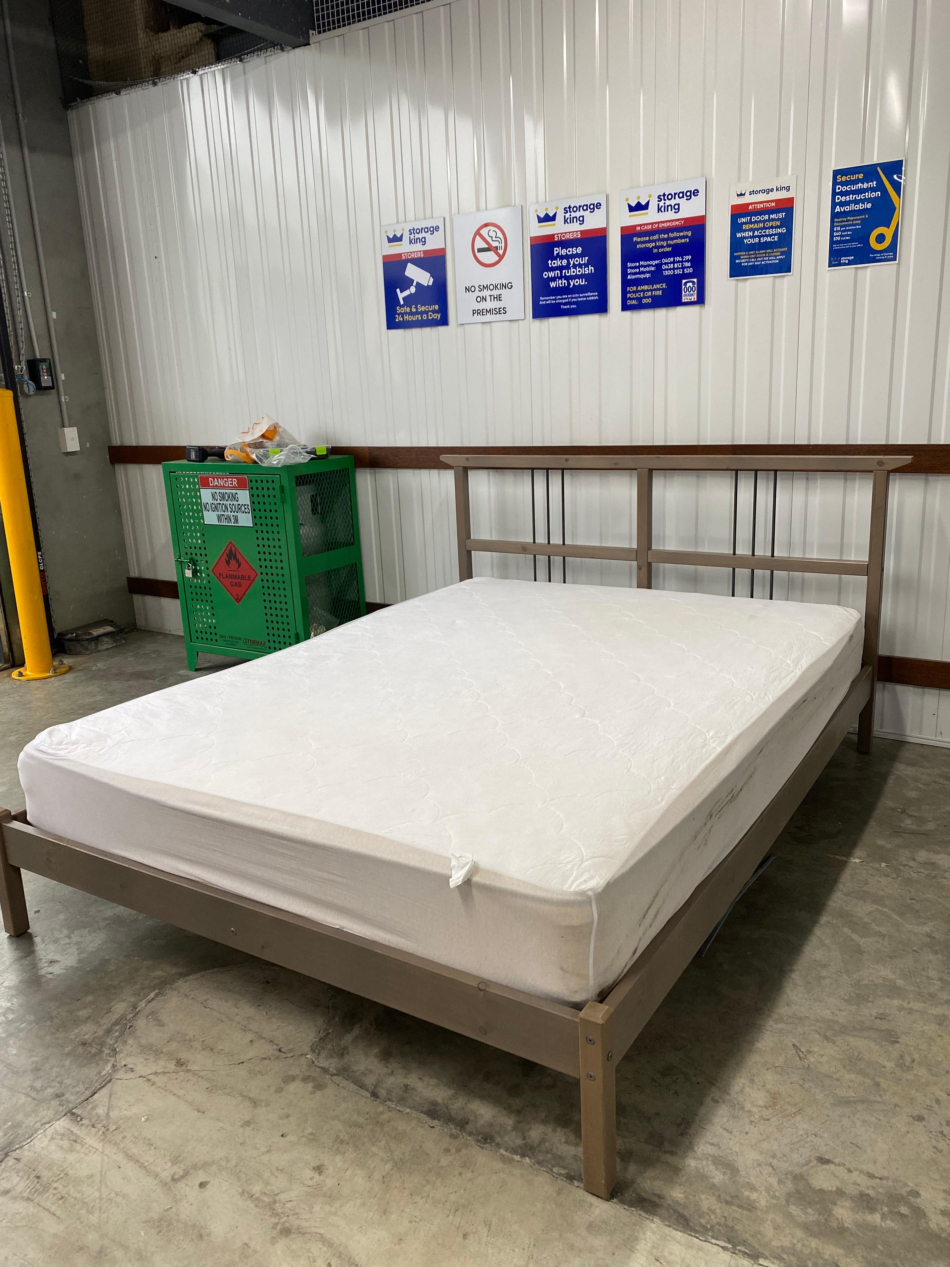 Queen Wooden Thin Bed Frame and Mattress
