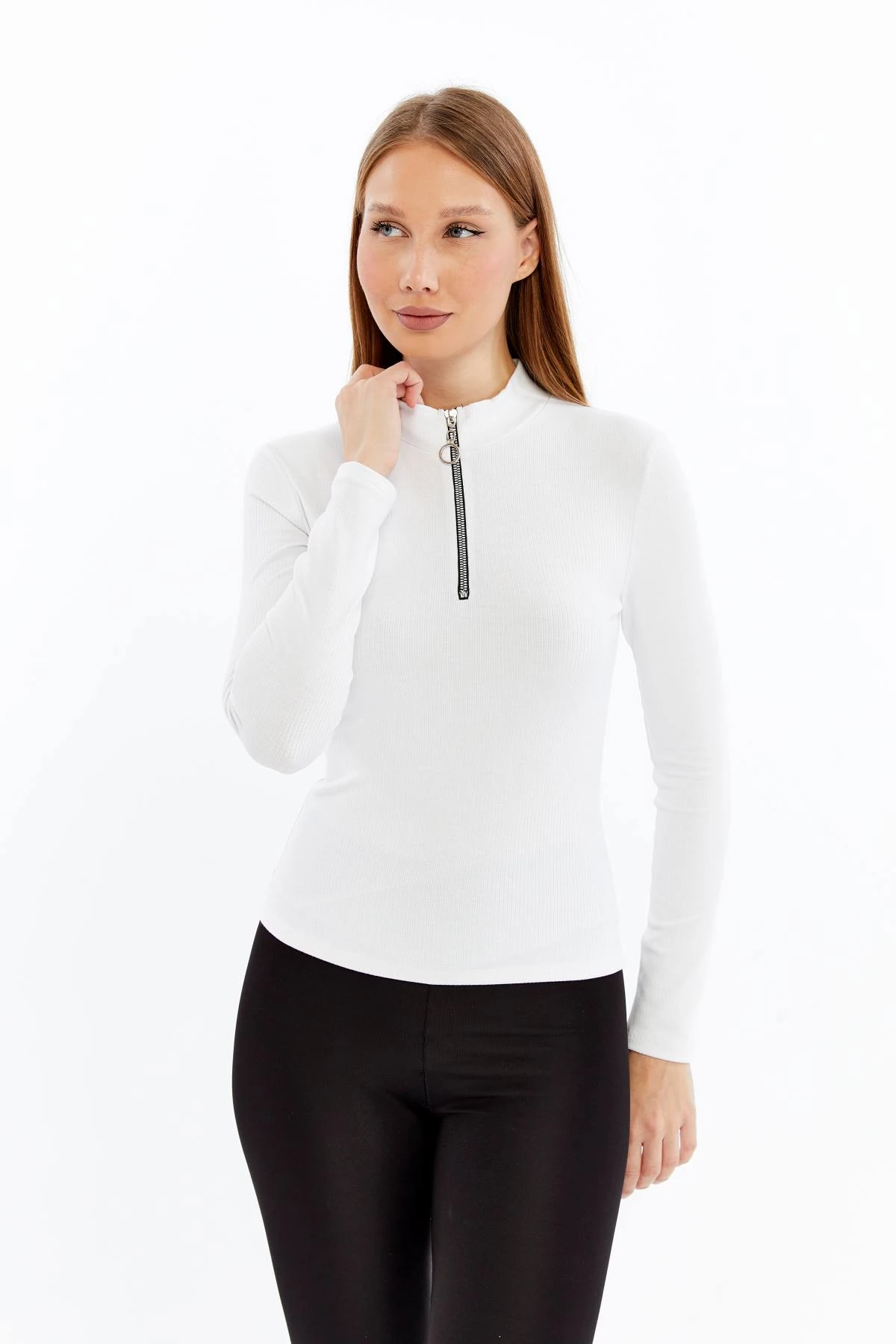 Kadın Uzun Kollu Yarım Fermuarlı Slim Fit Tshirt - beyaz1