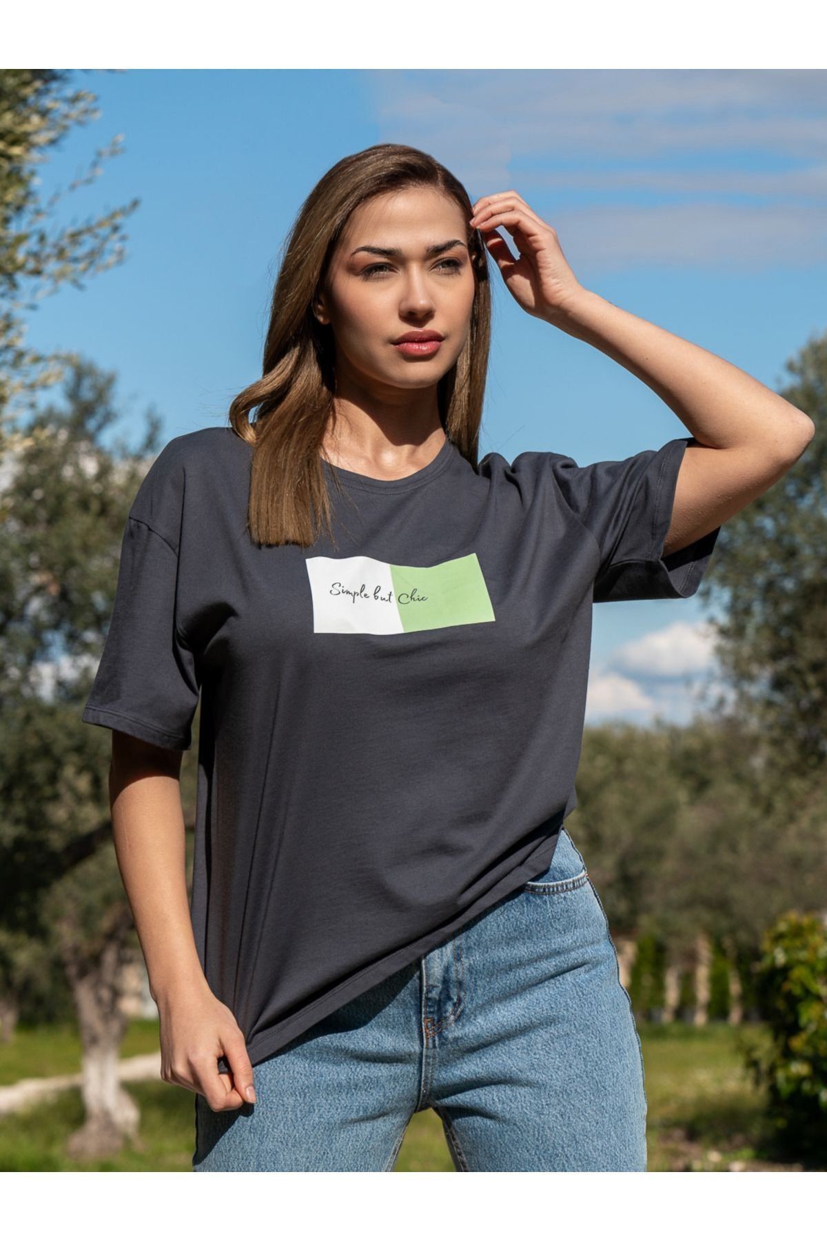 Kadın Oversize Fit Bisiklet Yaka Baskılı Kısa Kollu T-shirt