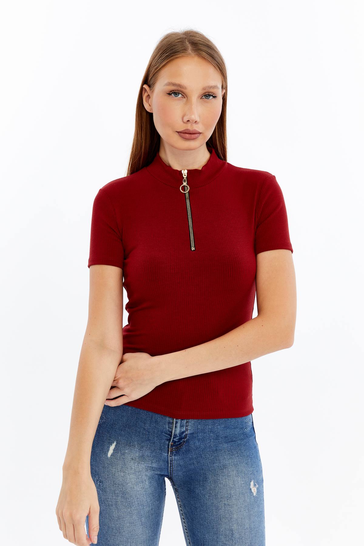 Kadın Kısa Kollu Yarım Fermuarlı Slim Fit Tshirt - Kırmızı