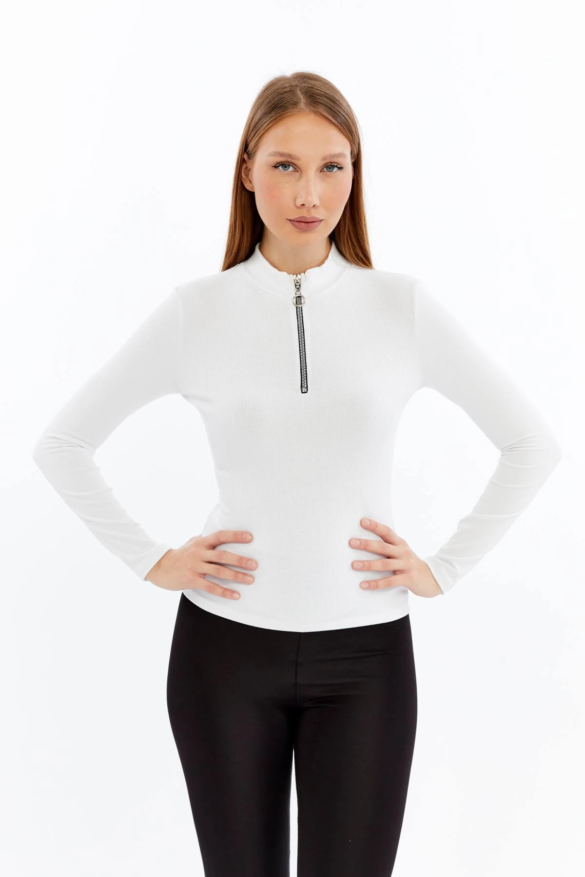 Kadın Uzun Kollu Yarım Fermuarlı Slim Fit Tshirt - beyaz1