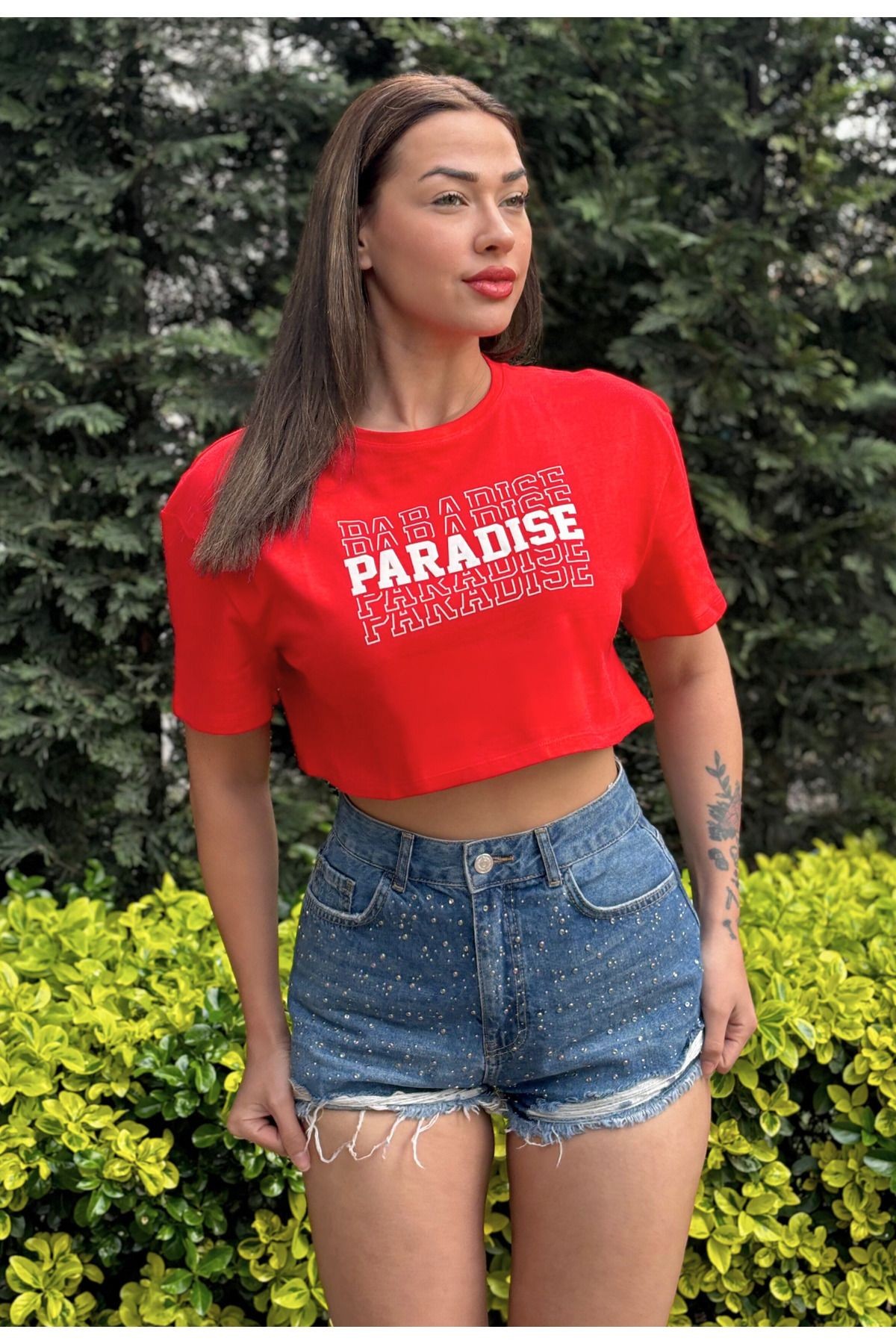 Kadın Antrasit Bisiklet Yaka Baskılı Oversize Crop T-shirt - Kırmızı
