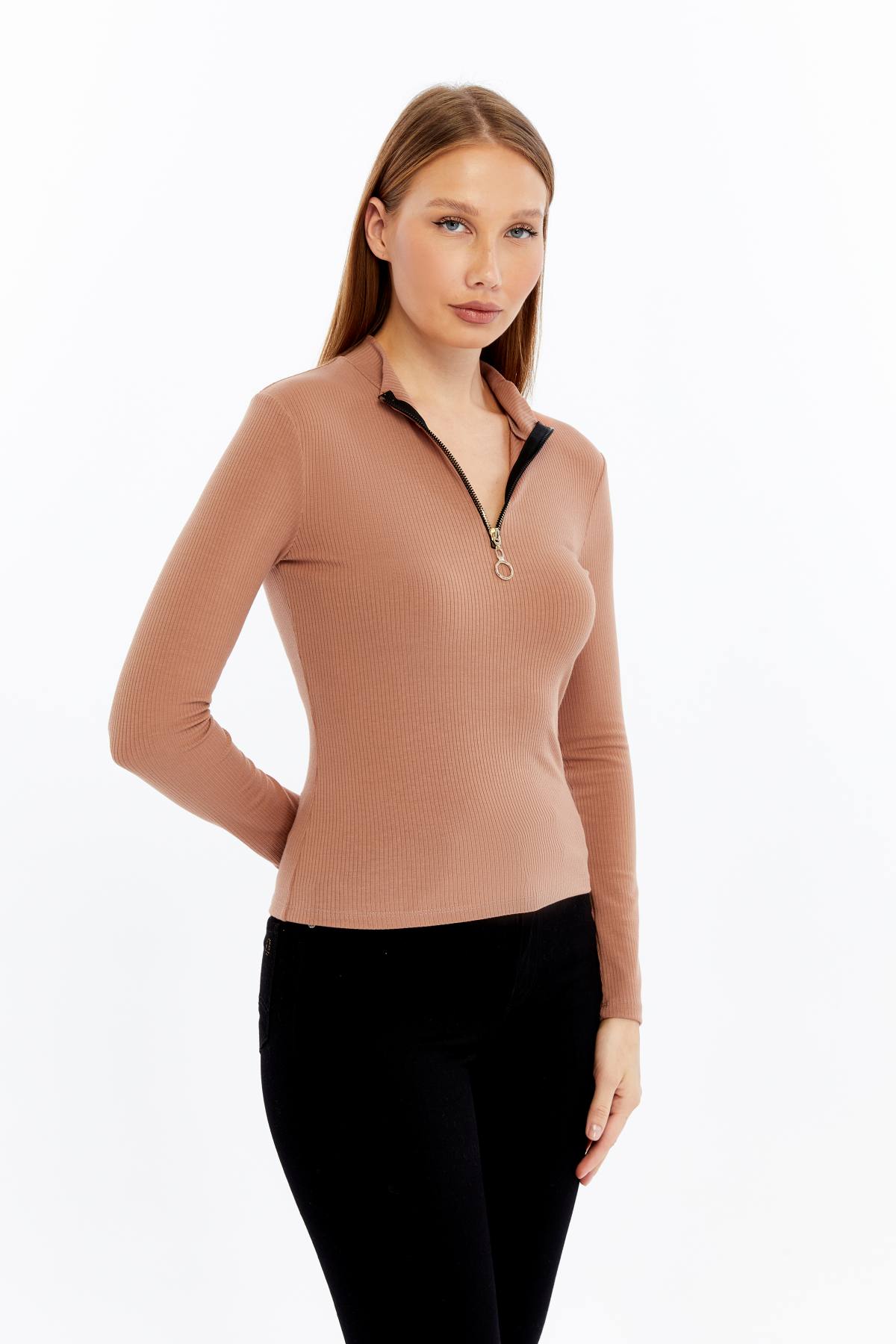 Kadın Uzun Kollu Yarım Fermuarlı Slim Fit Tshirt - Bej