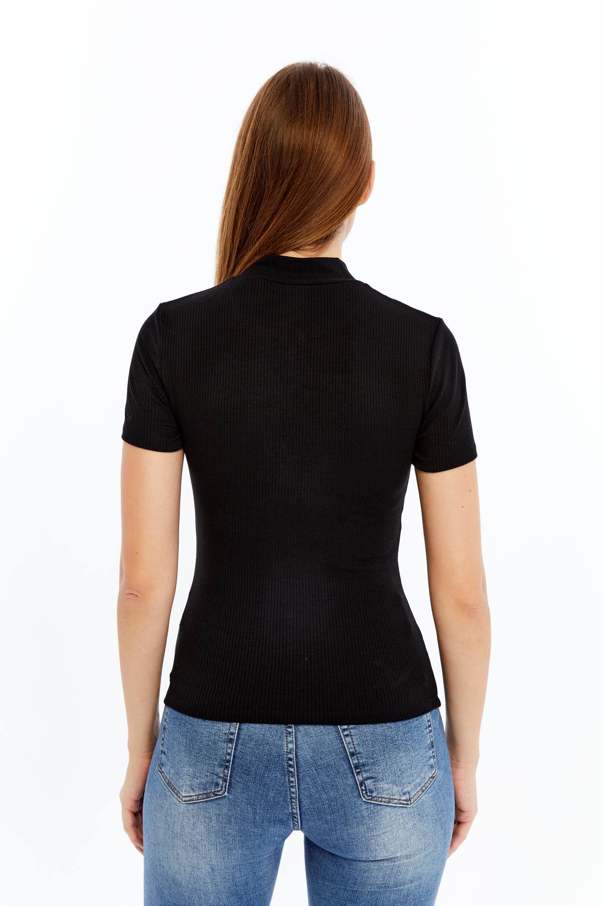 Kadın Kısa Kollu Yarım Fermuarlı Slim Fit Tshirt - siyah