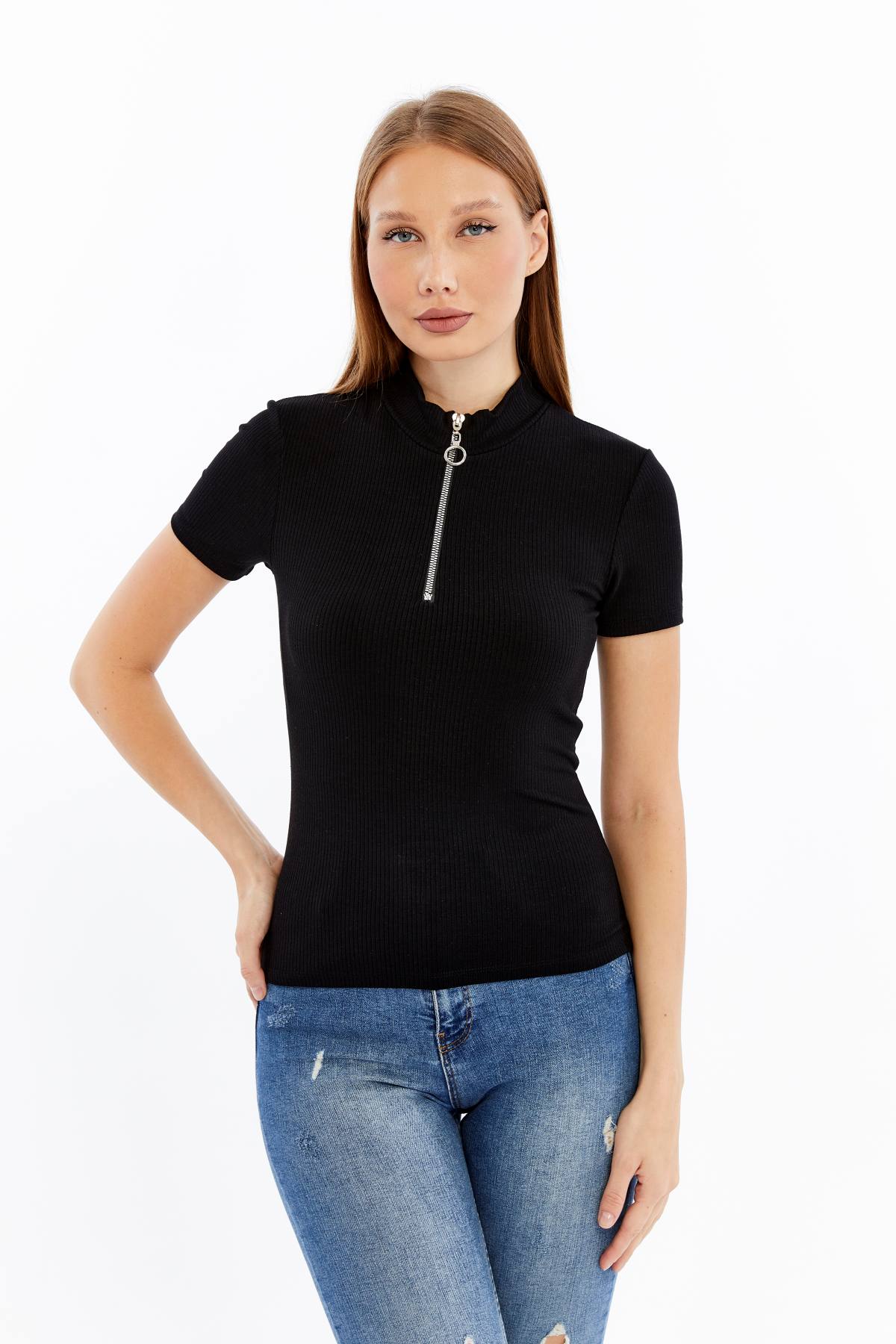 Kadın Kısa Kollu Yarım Fermuarlı Slim Fit Tshirt - siyah1