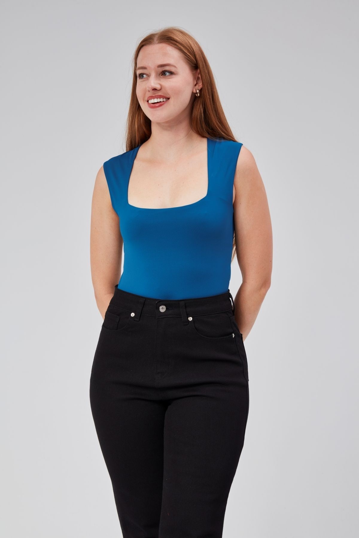 Astarlı Sıfır Kol Kare Yaka Dekolteli Çıtçıtlı Bodysuit - Petrol Mavi