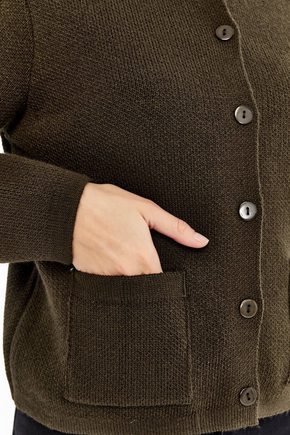 Kadın Düğmeli Triko Hırka