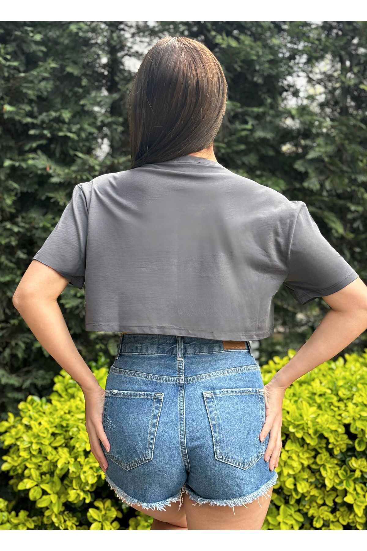 Kadın Antrasit Bisiklet Yaka Baskılı Oversize Crop T-shirt