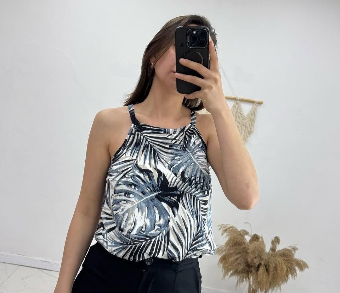 Kadın Etnik Desen Halter Yaka Bluz