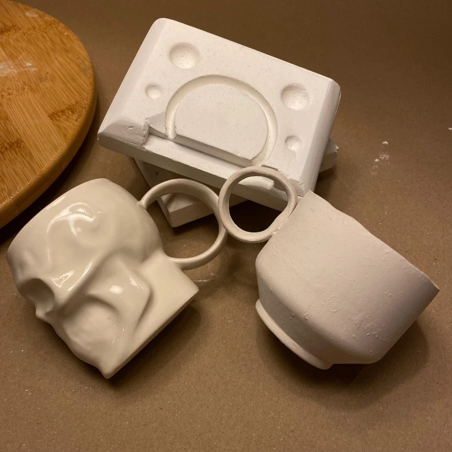 LHL-001 — KAVİSLİ FORM KULP KALIBI