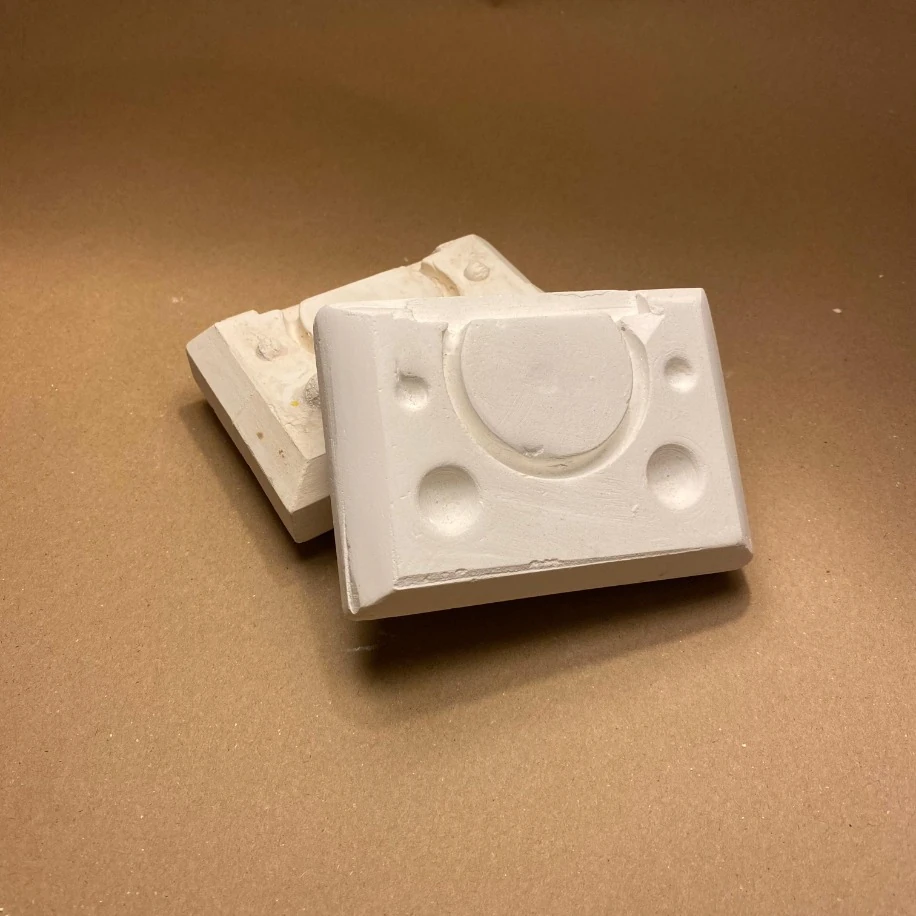 LHL-001 — KAVİSLİ FORM KULP KALIBI