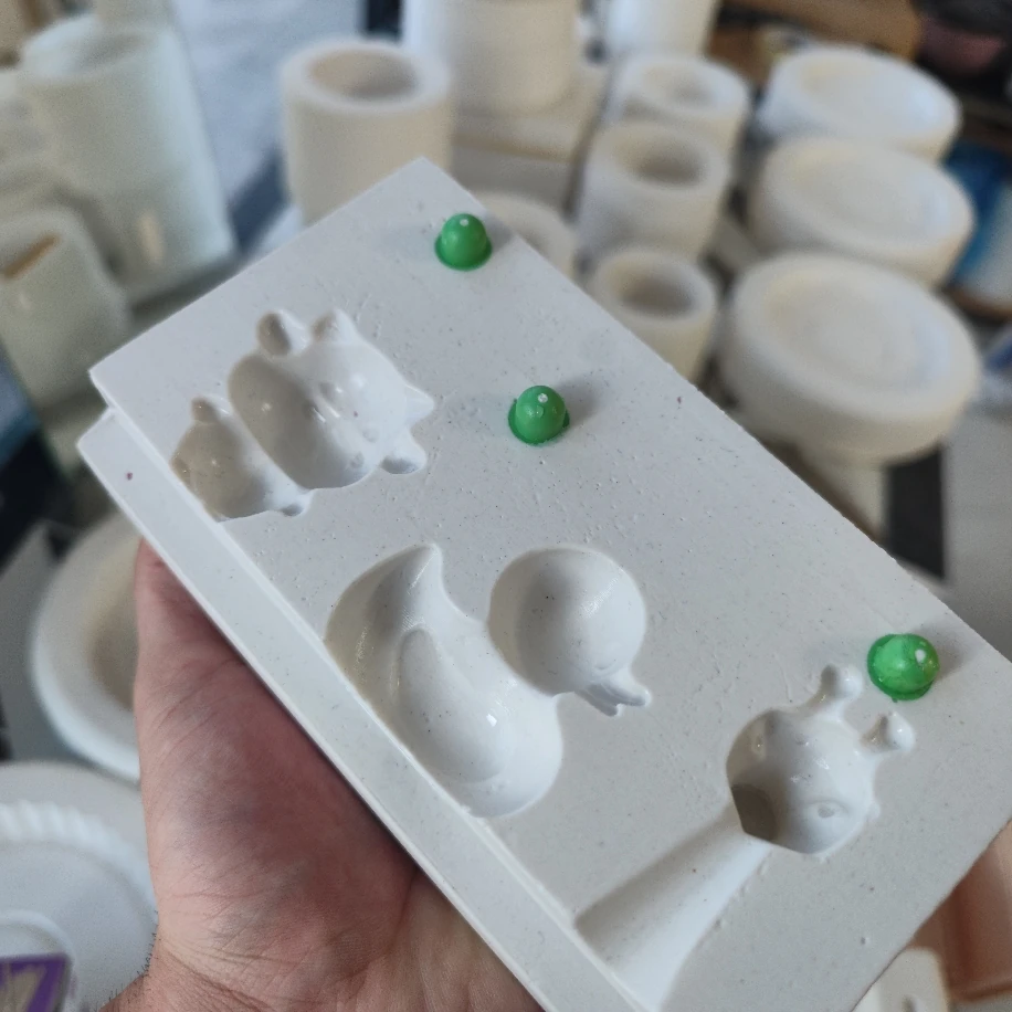 LCH-002 — ZÜRAFA İNEK ÖRDEK ALÇI KALIBI