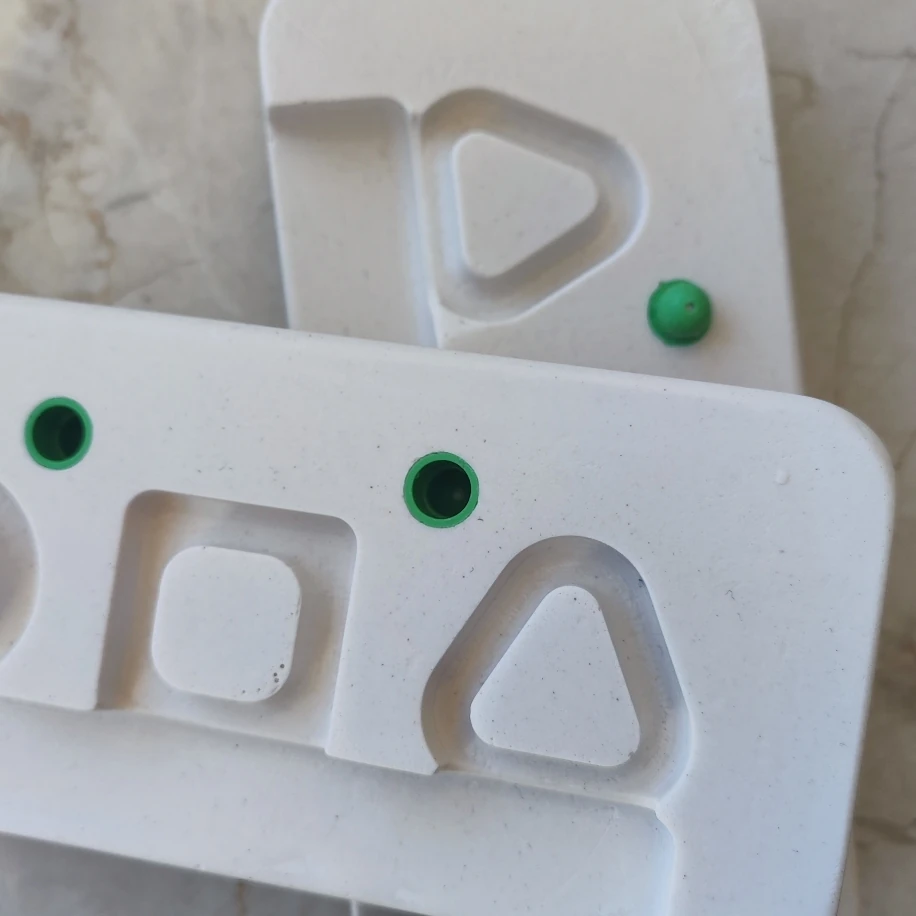 LHL-008 — GEOMETRİK KULP KALIBI